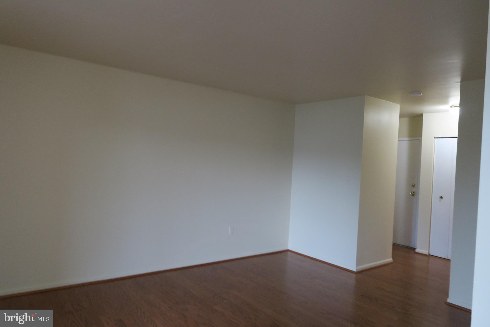 HUNTING RIDGE CONDOMINIUM - Residential Lease