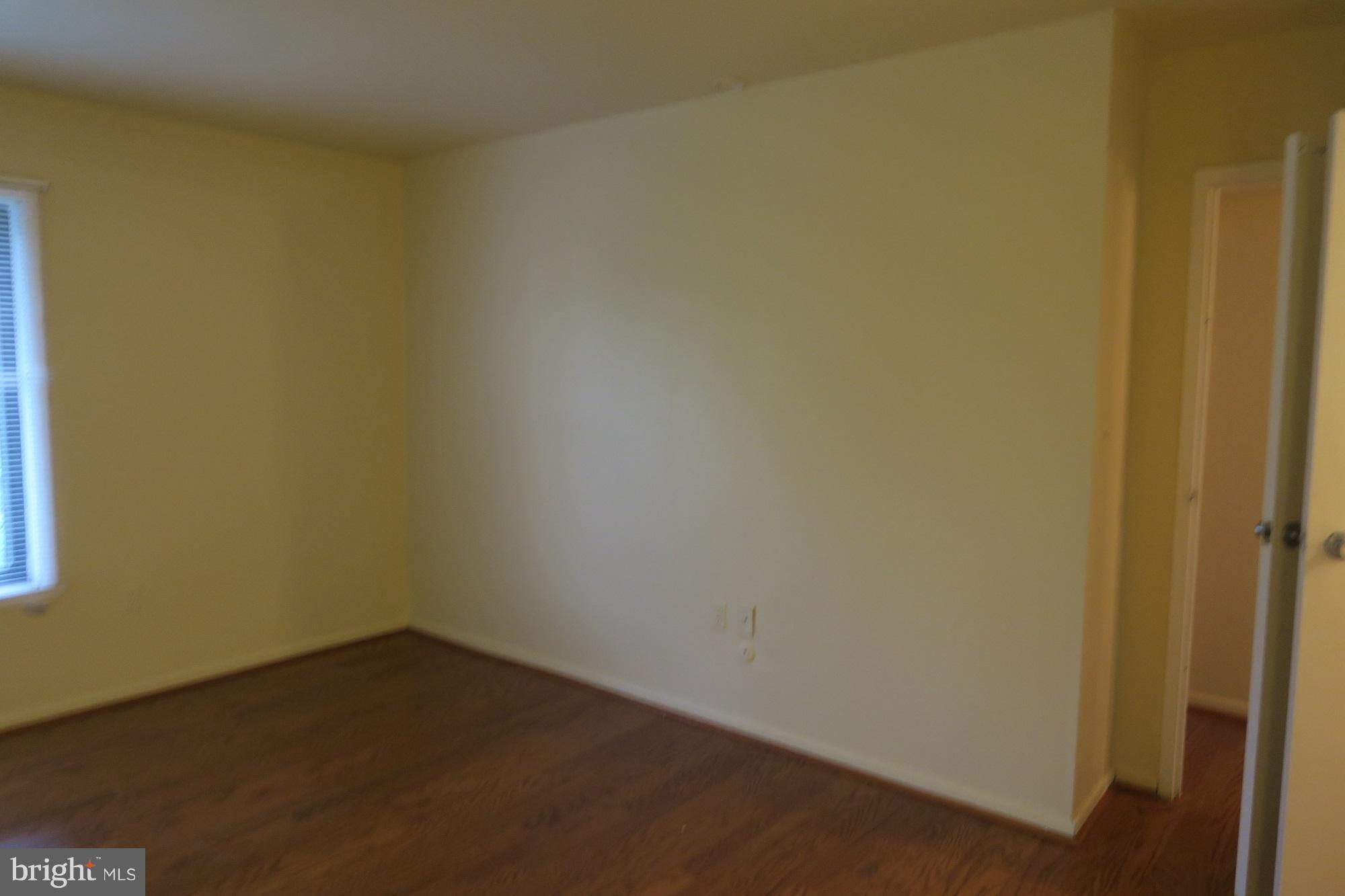 HUNTING RIDGE CONDOMINIUM - Residential Lease