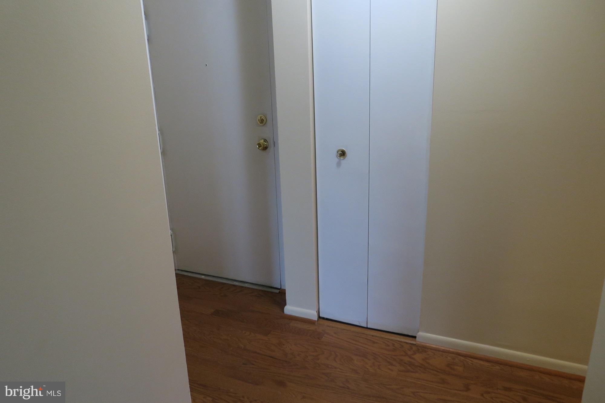 HUNTING RIDGE CONDOMINIUM - Residential Lease