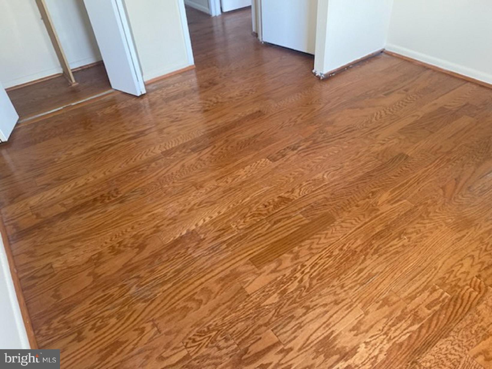 HUNTING RIDGE CONDOMINIUM - Residential Lease