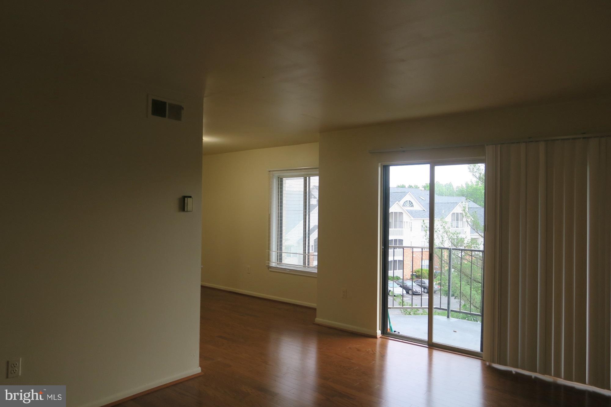 HUNTING RIDGE CONDOMINIUM - Residential Lease