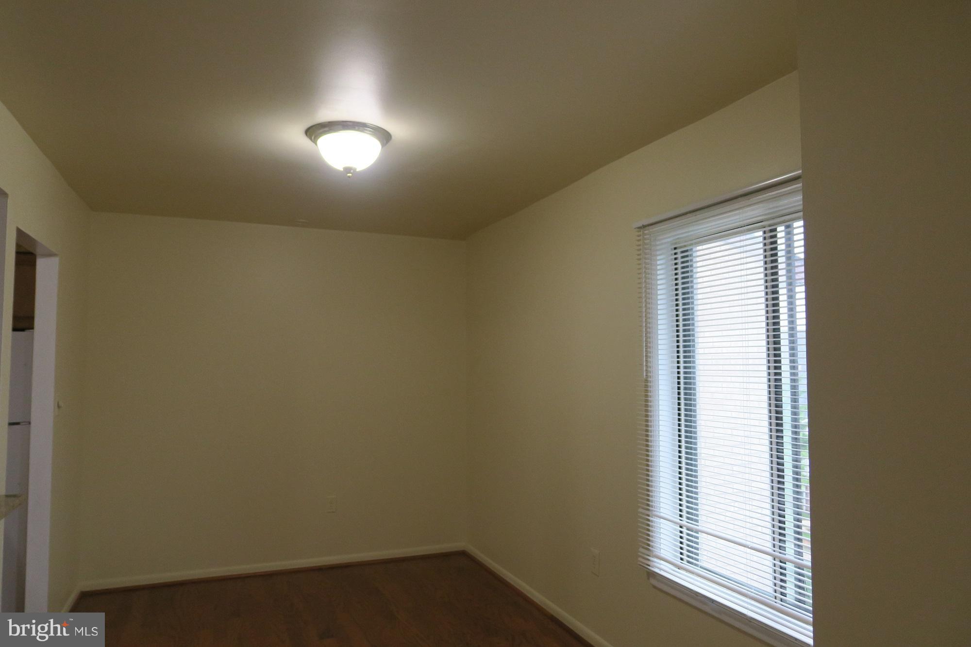 HUNTING RIDGE CONDOMINIUM - Residential Lease