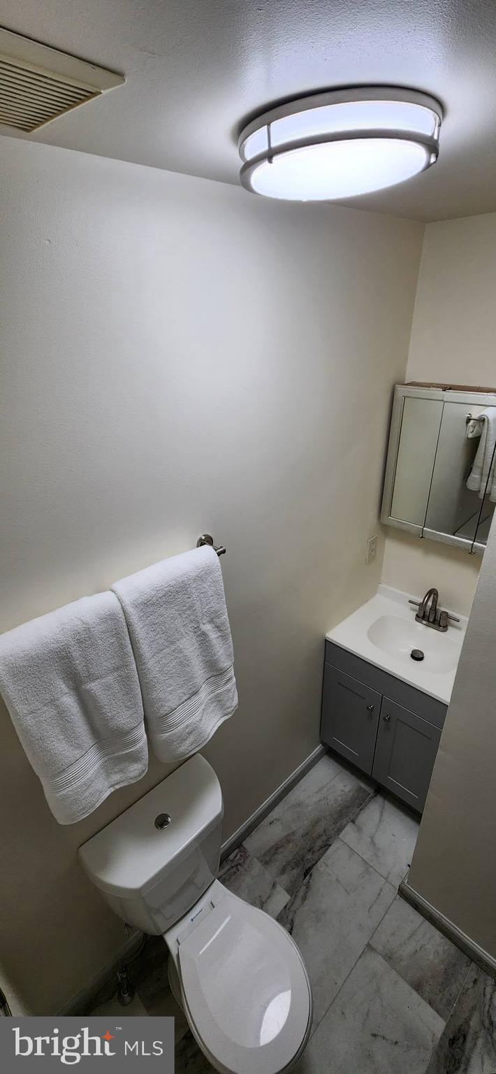 PHILADELPHIA (WEST) - Residential Lease