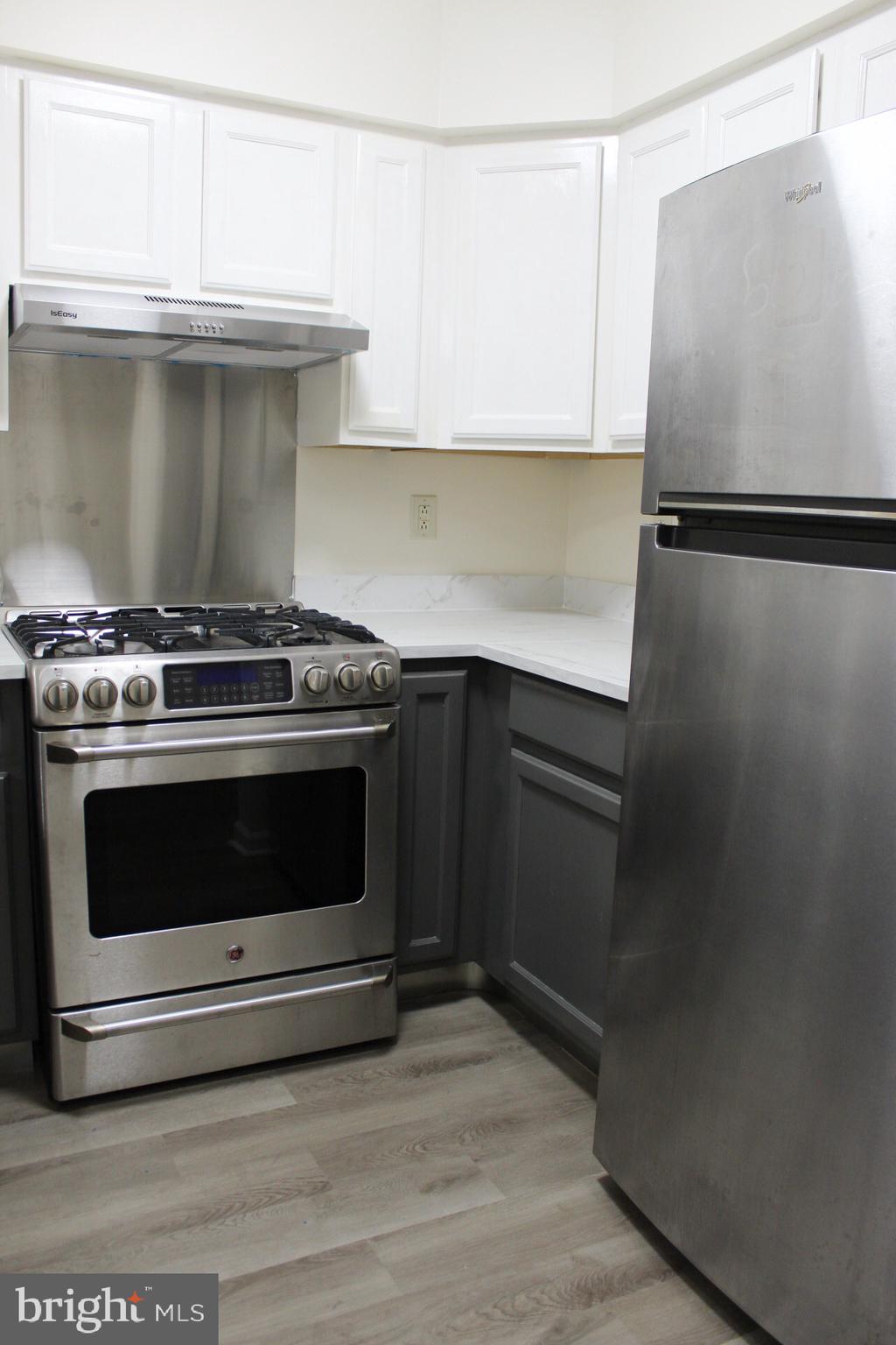 PHILADELPHIA (WEST) - Residential Lease