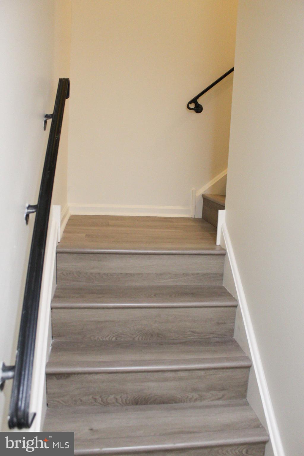 PHILADELPHIA (WEST) - Residential Lease