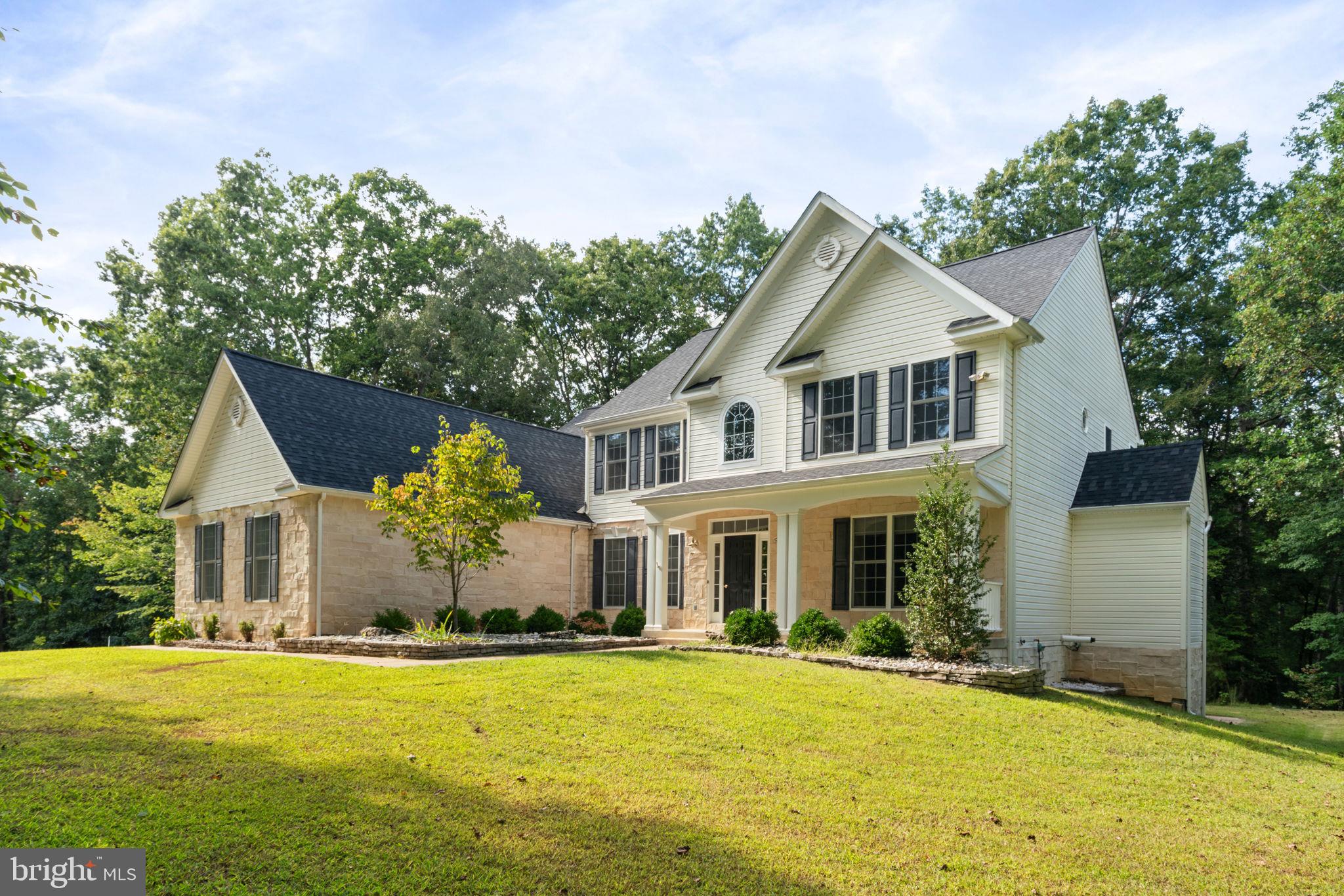 THE PALISADES - Residential