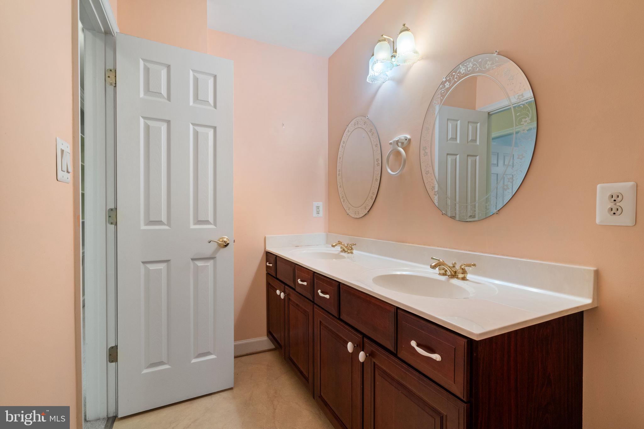 THE PALISADES - Residential