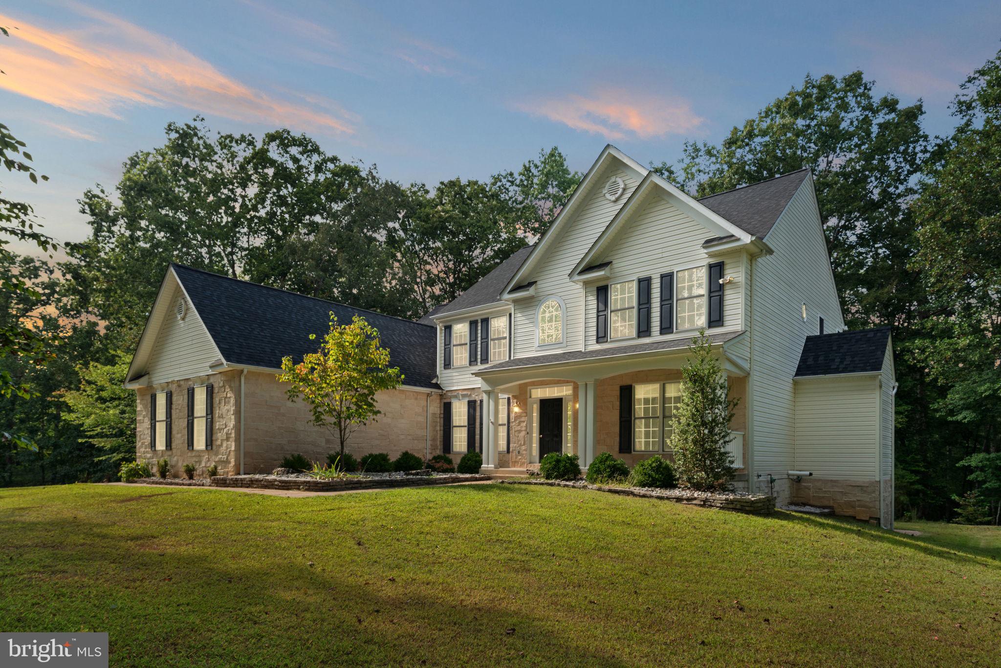 THE PALISADES - Residential