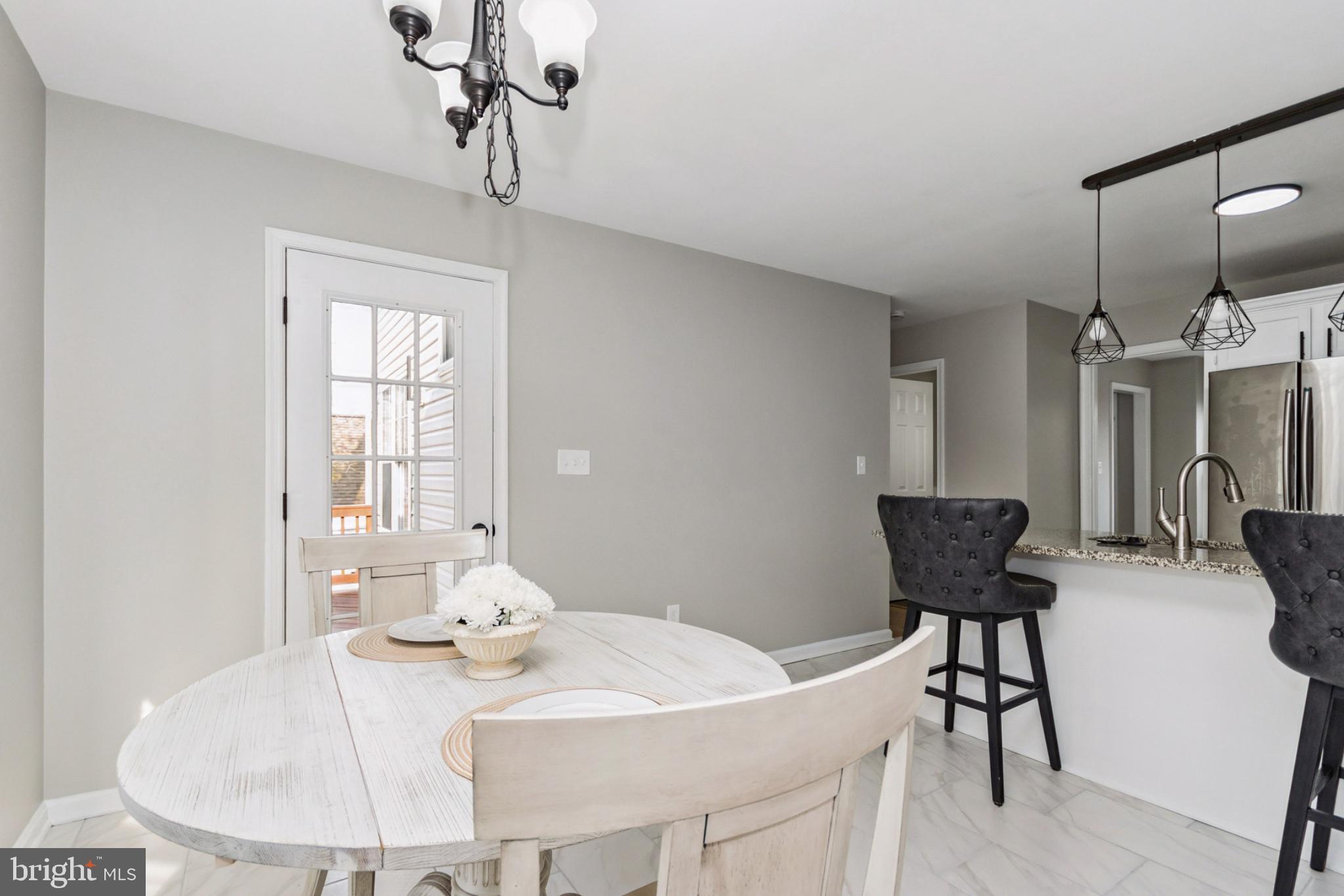 SMOKETREE - Residential