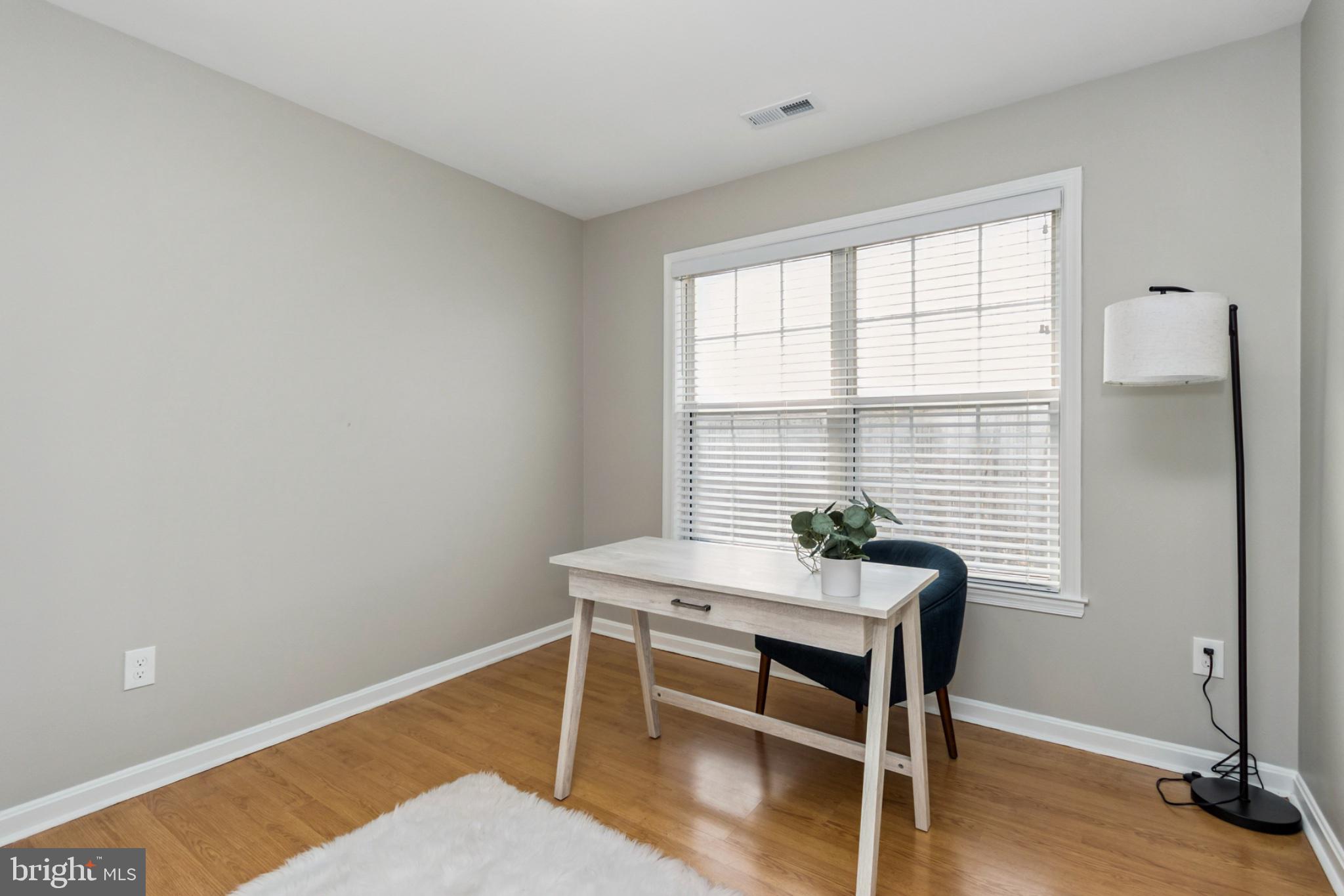 SMOKETREE - Residential