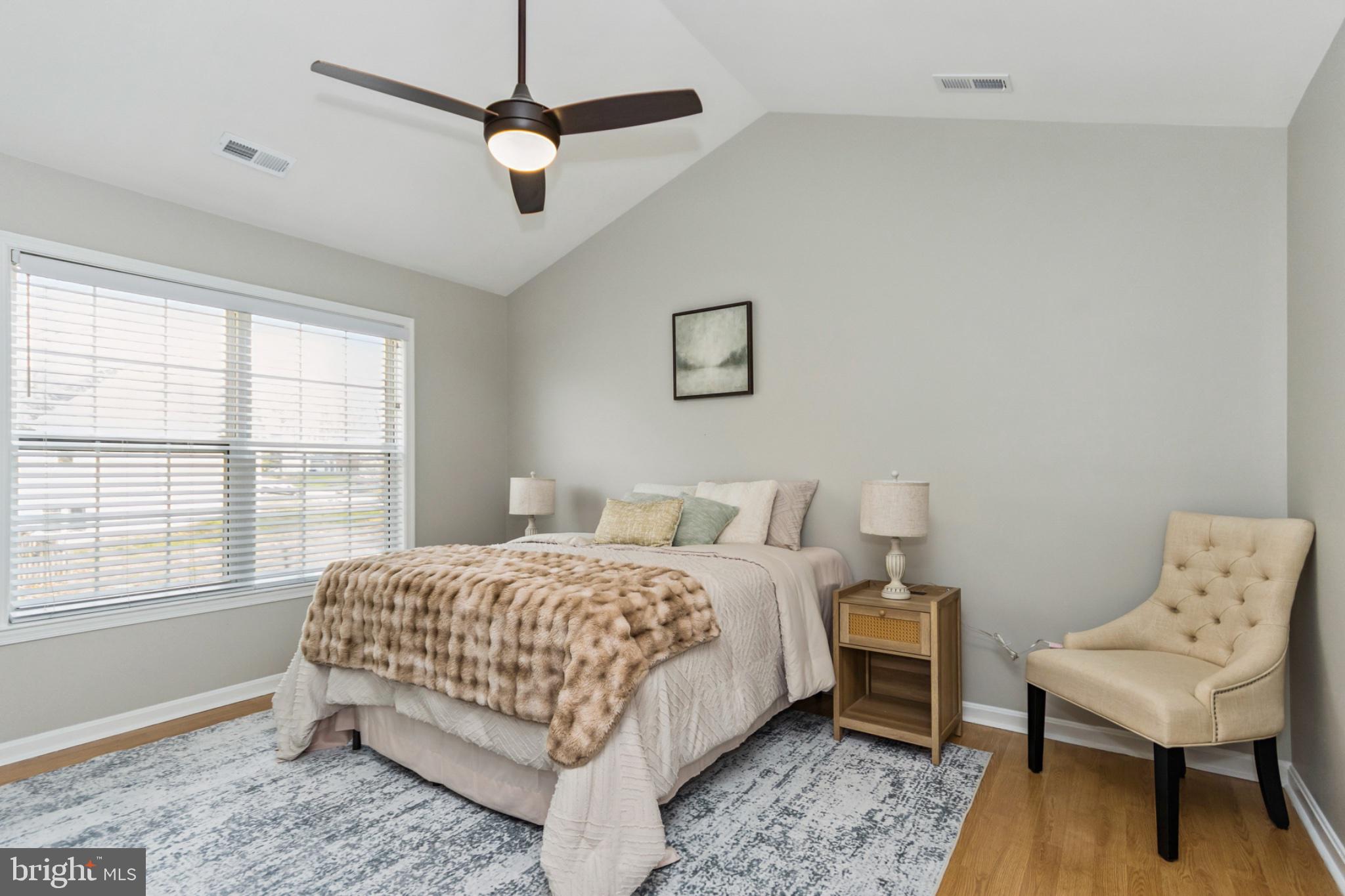 SMOKETREE - Residential