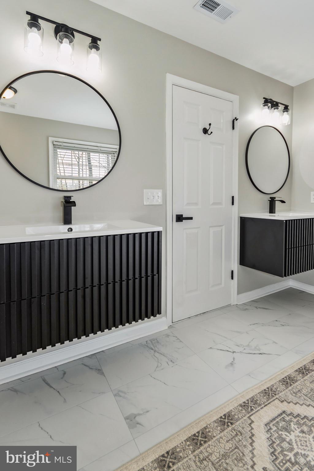 SMOKETREE - Residential