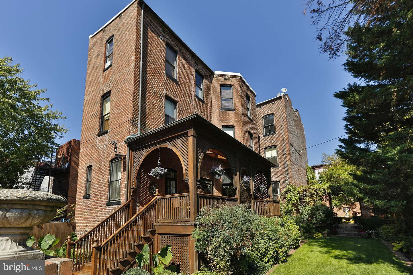 LOGAN CIRCLE - Residential