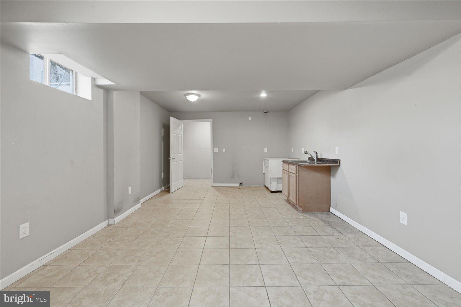 SPRUCE HILL ESTATES - Residential