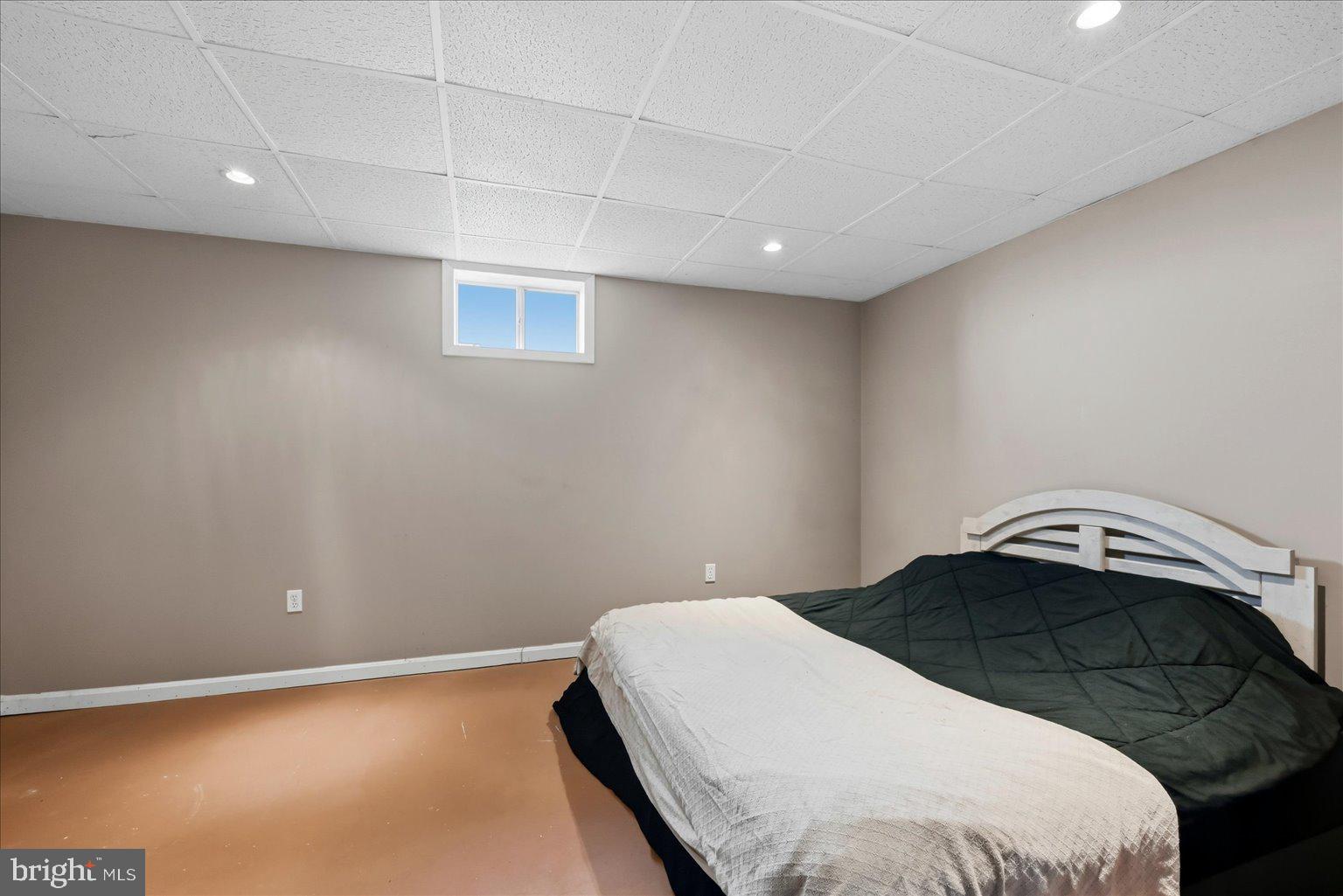 SPRUCE HILL ESTATES - Residential