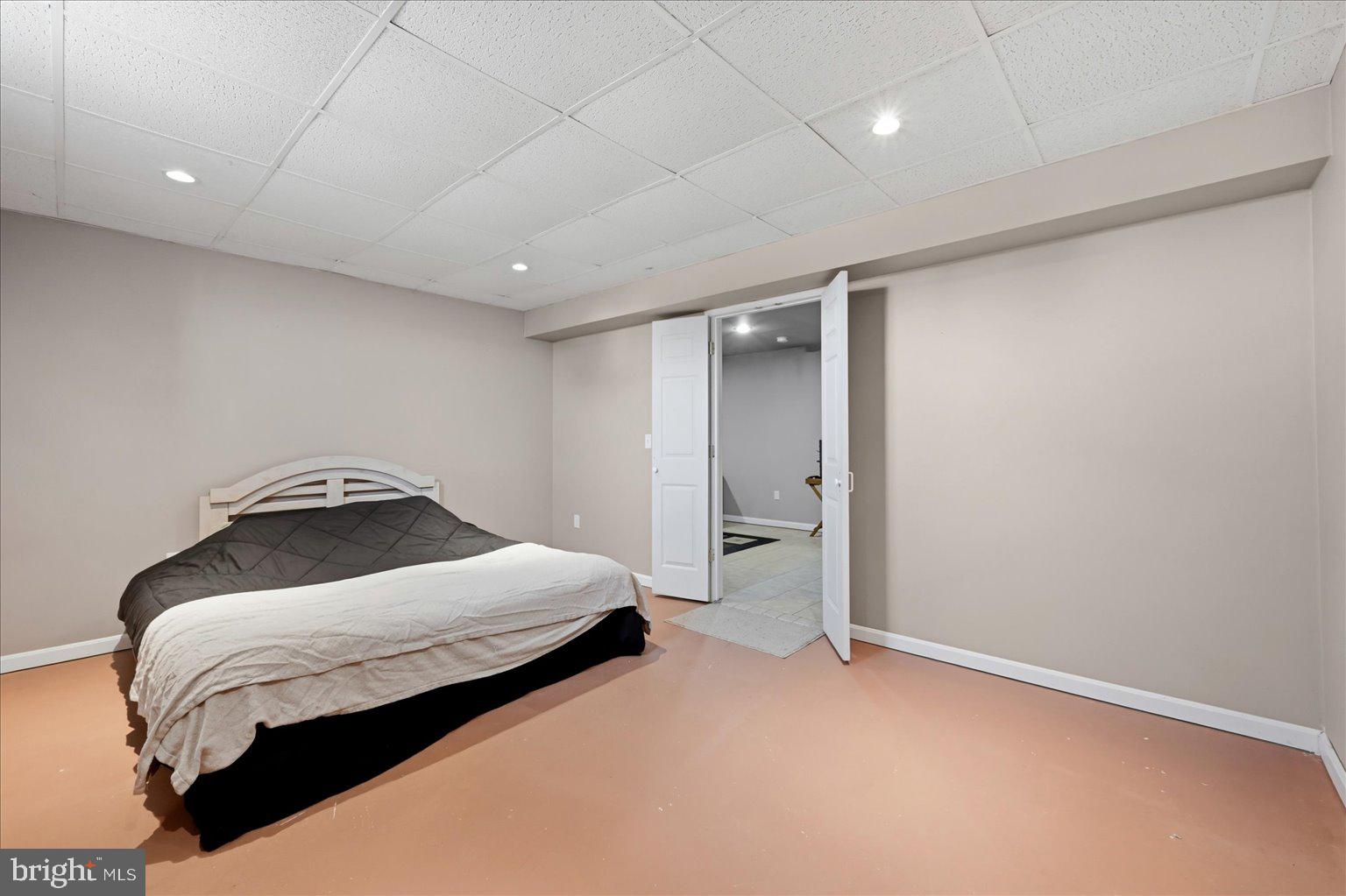 SPRUCE HILL ESTATES - Residential