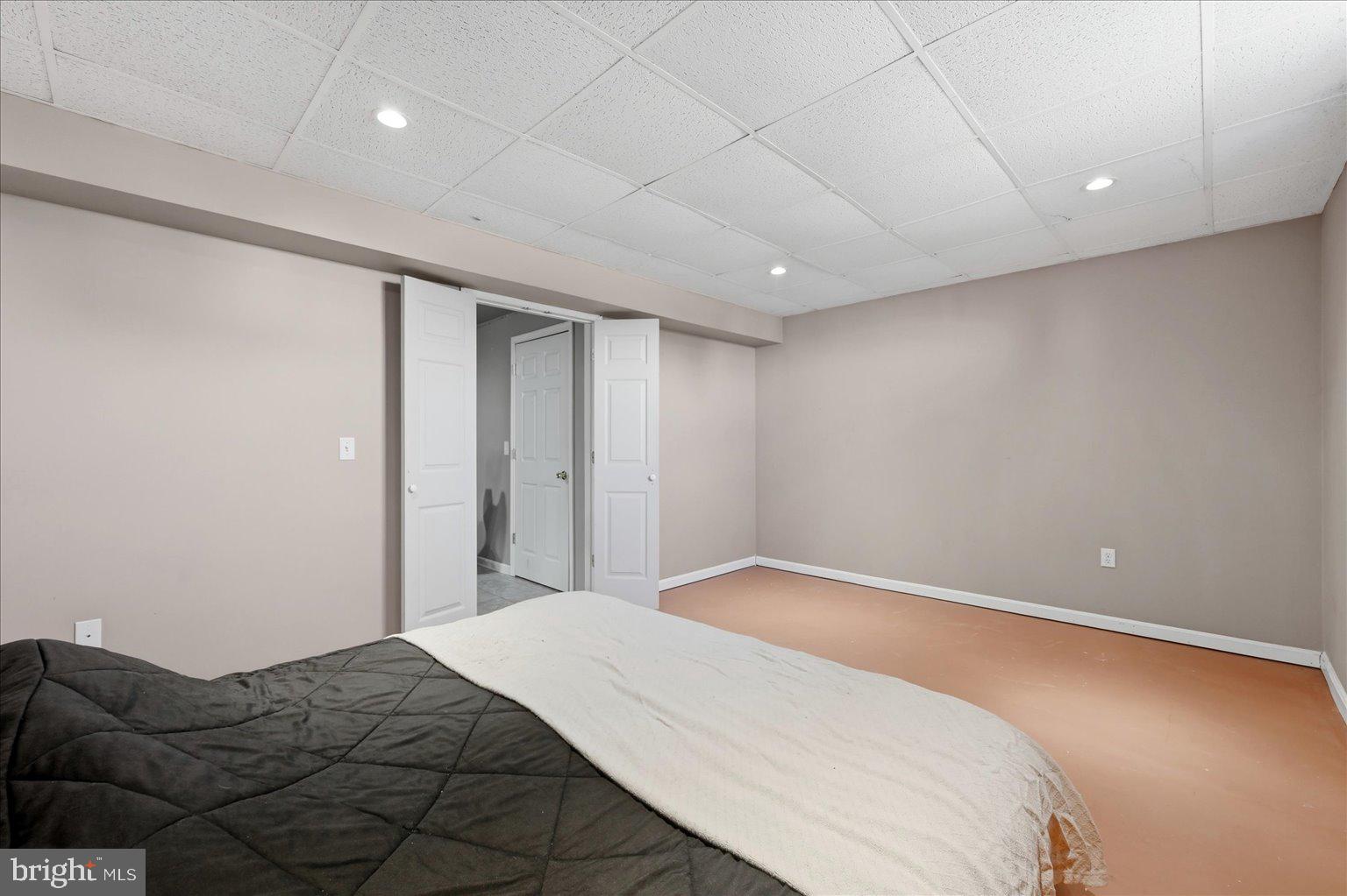 SPRUCE HILL ESTATES - Residential