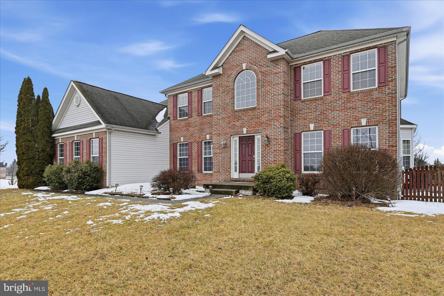 SPRUCE HILL ESTATES - Residential