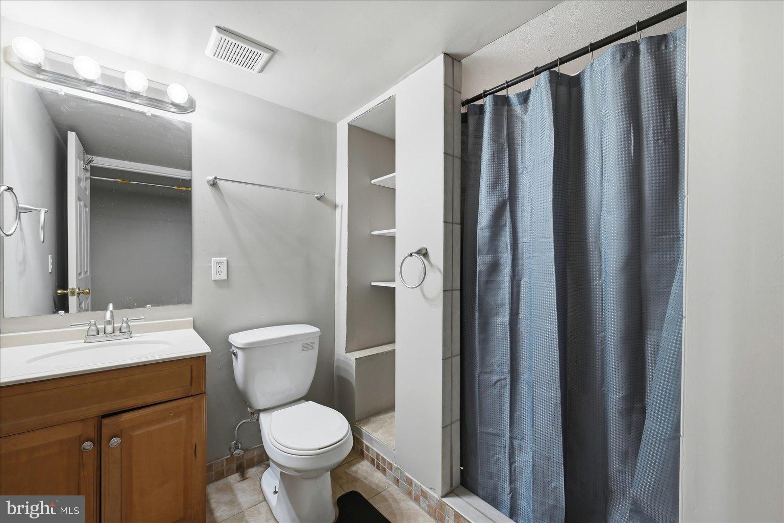 SPRUCE HILL ESTATES - Residential