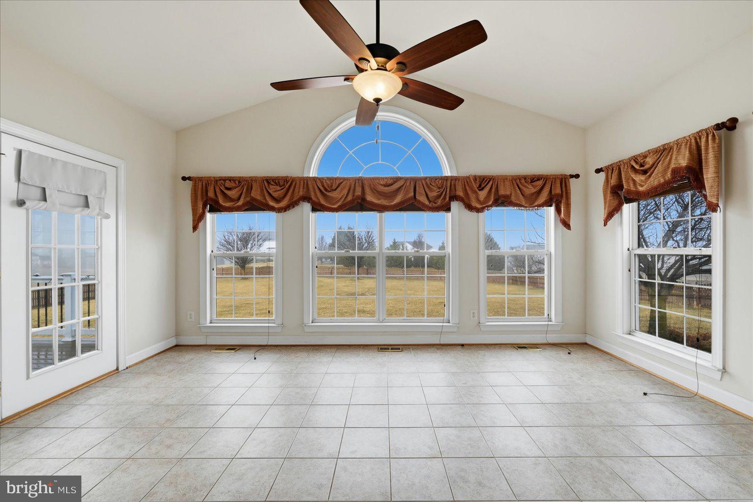 SPRUCE HILL ESTATES - Residential