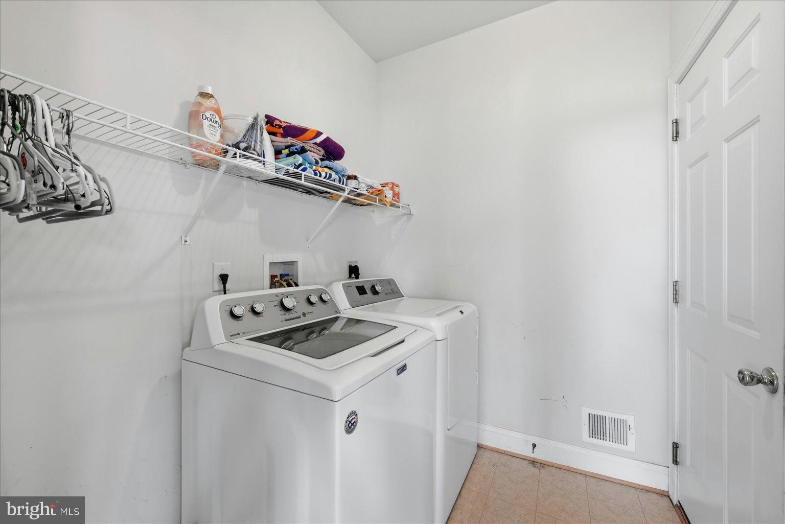 SPRUCE HILL ESTATES - Residential