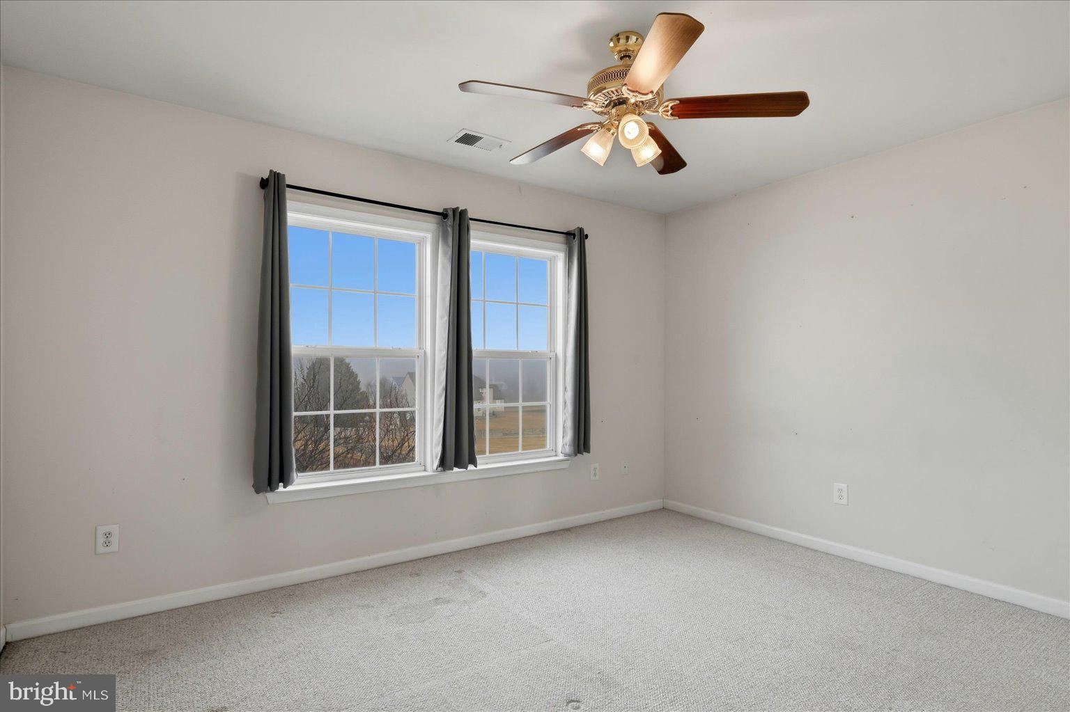 SPRUCE HILL ESTATES - Residential