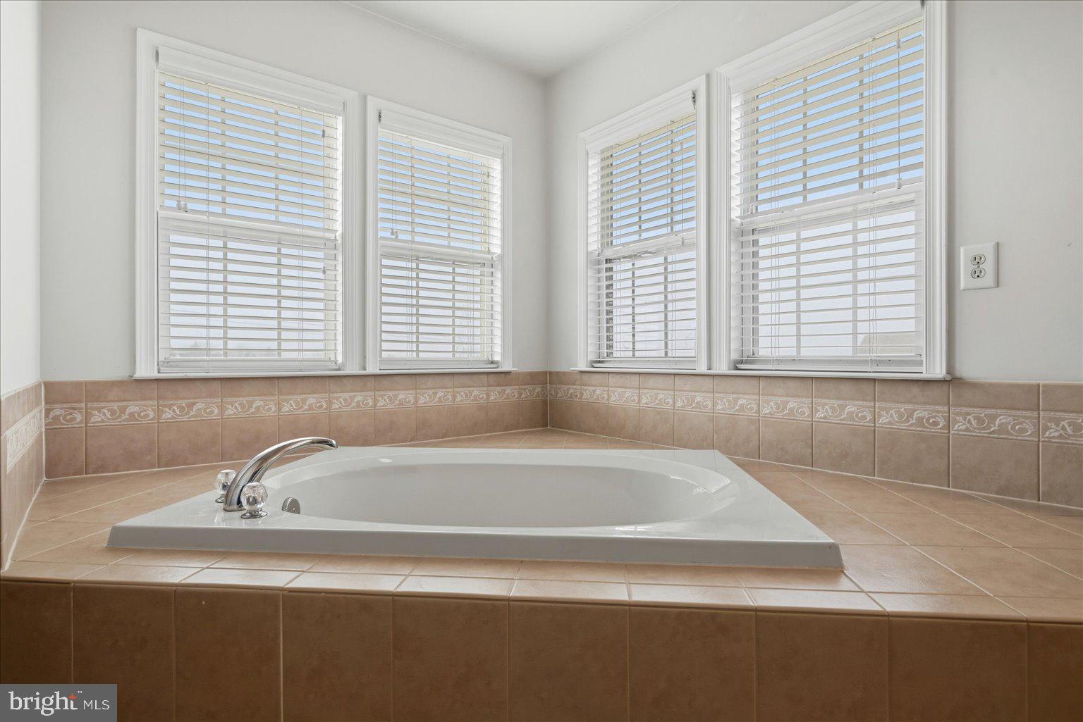 SPRUCE HILL ESTATES - Residential