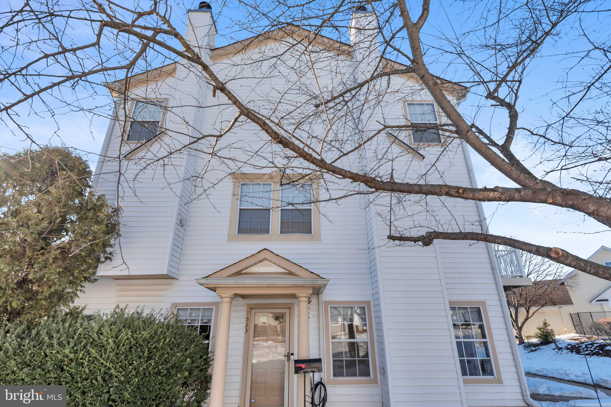 CEDAR GROVE AT CROFTON - Residential