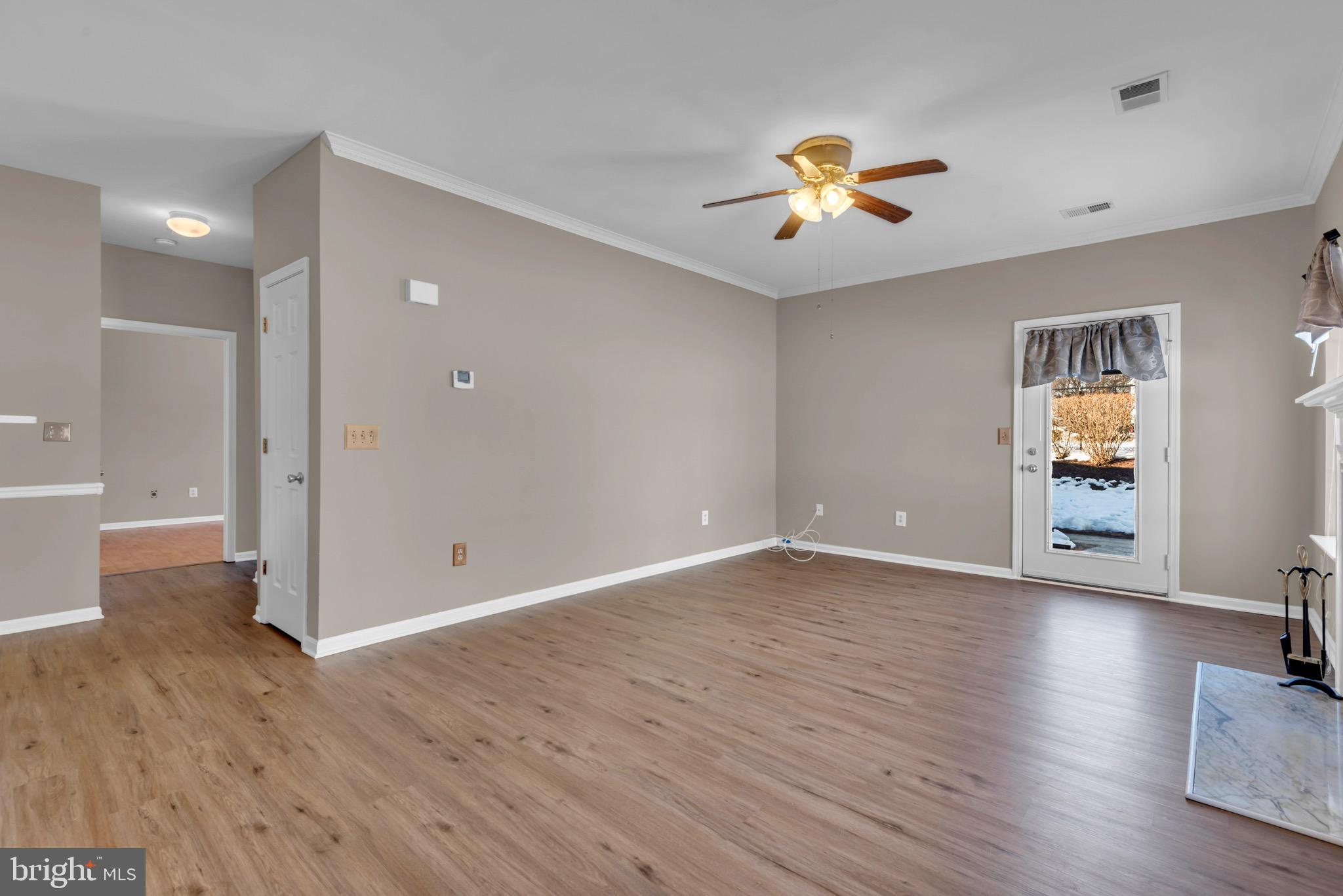 CEDAR GROVE AT CROFTON - Residential