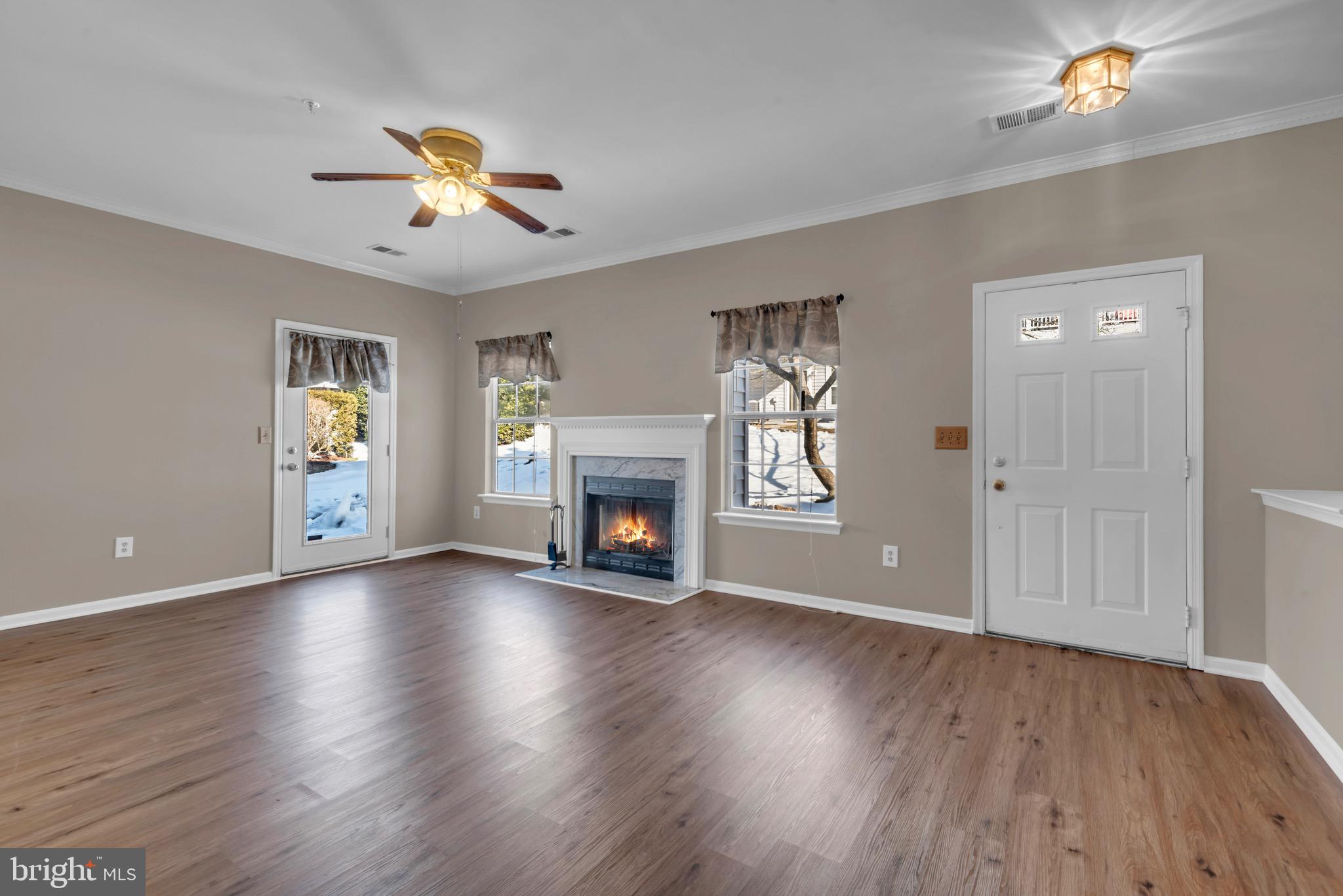 CEDAR GROVE AT CROFTON - Residential