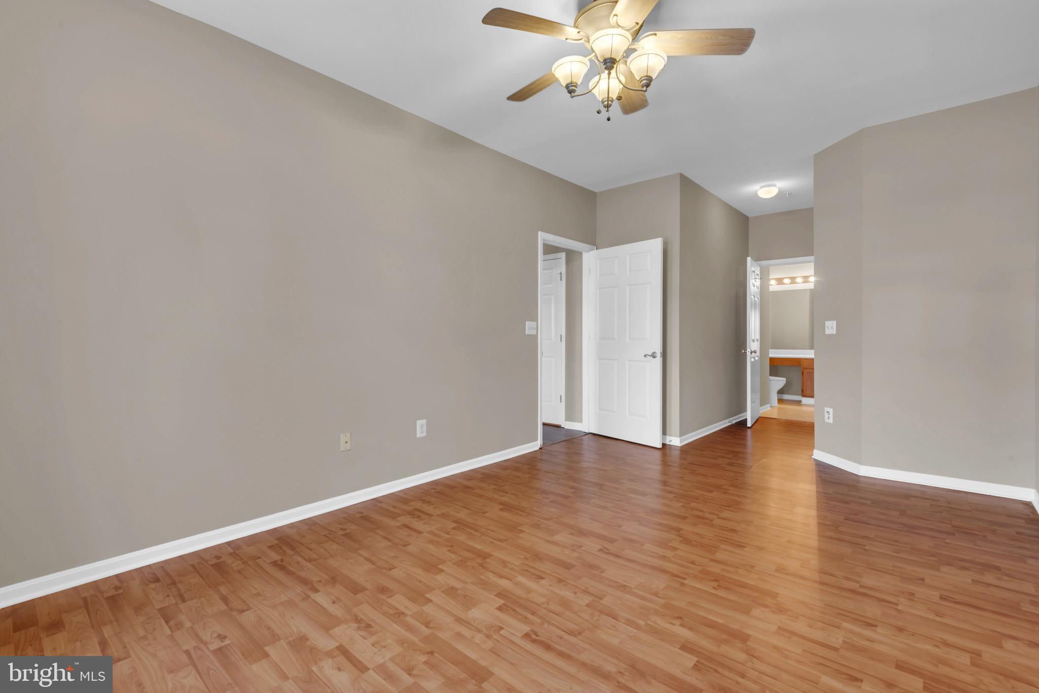 CEDAR GROVE AT CROFTON - Residential