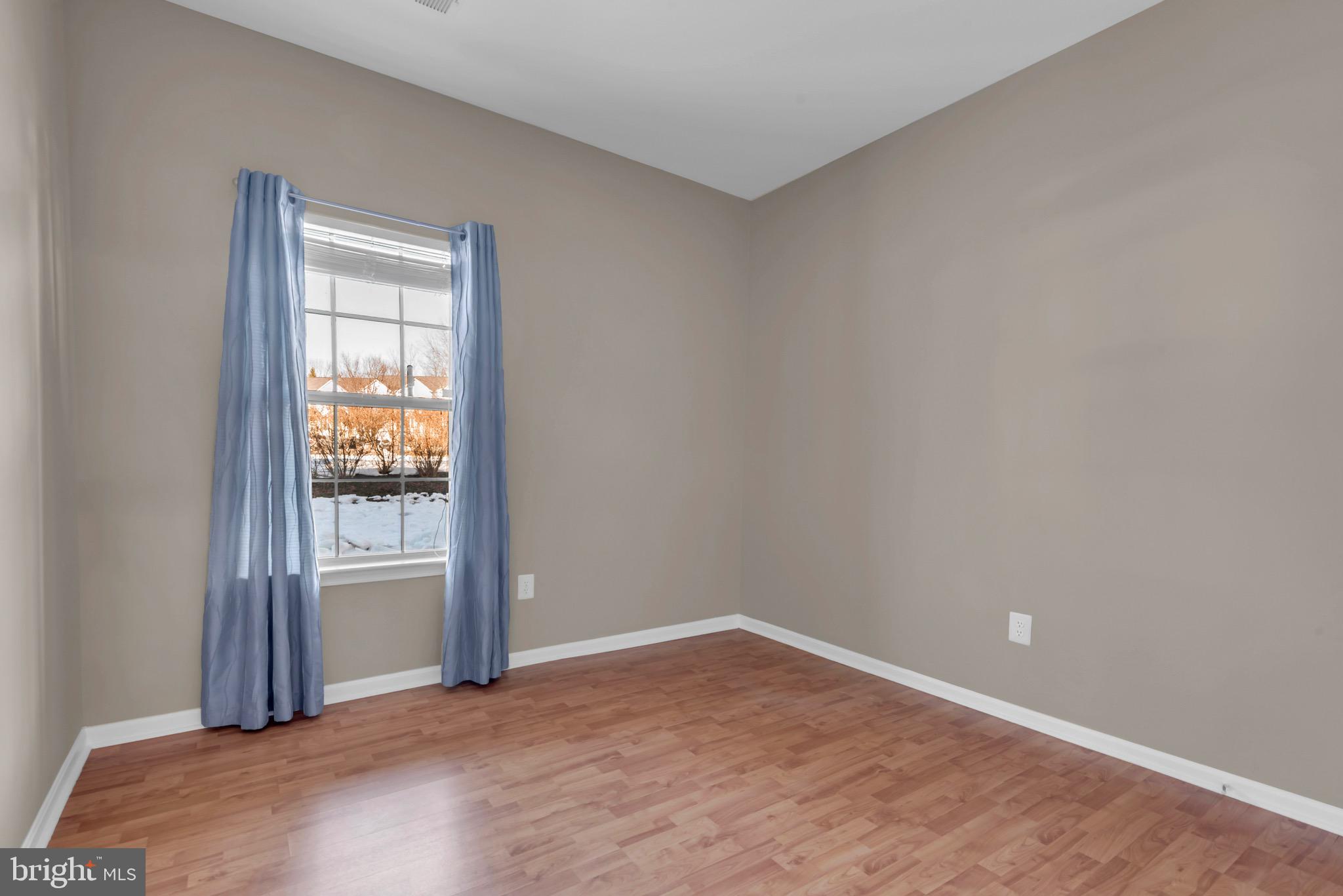 CEDAR GROVE AT CROFTON - Residential