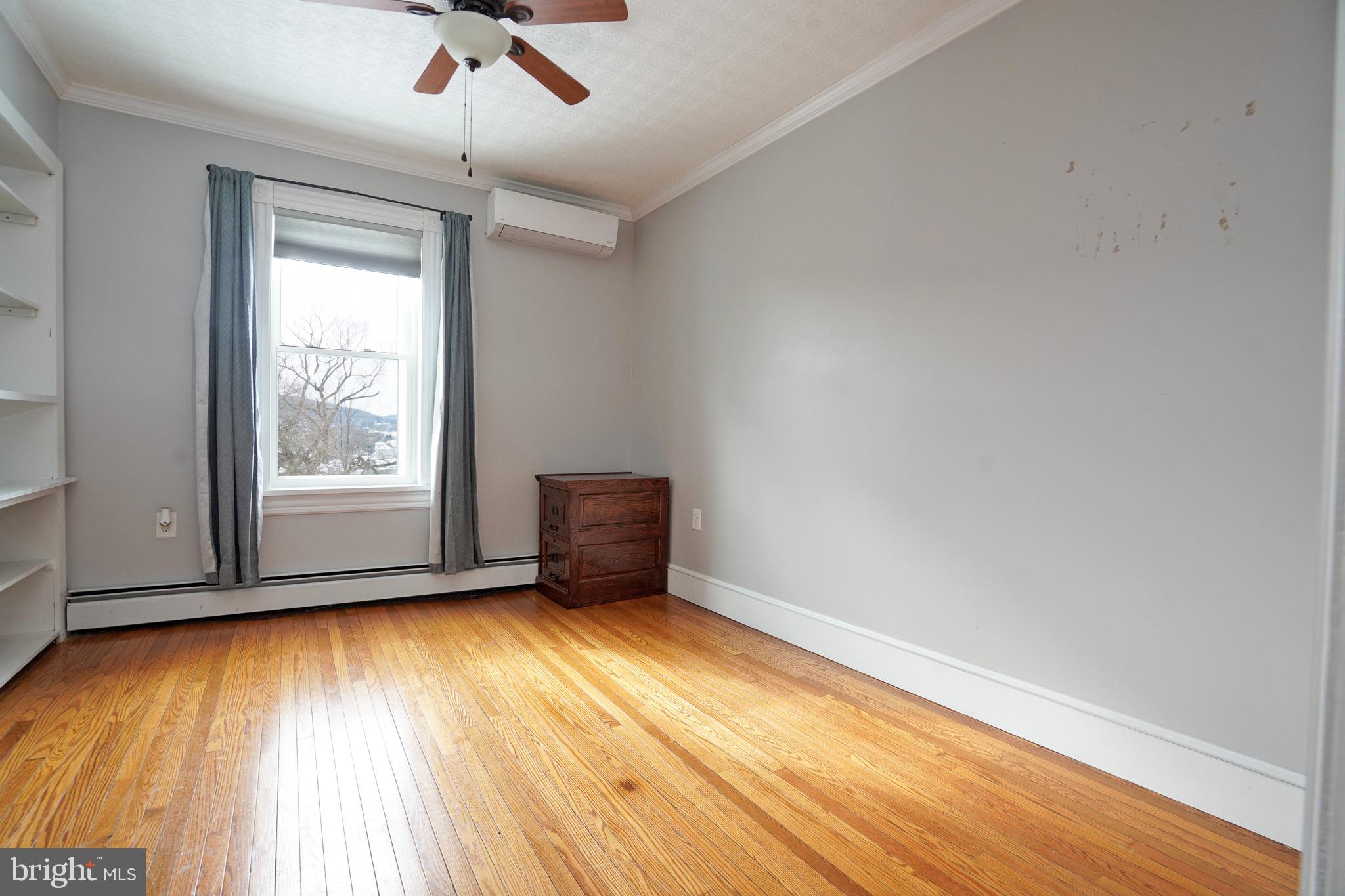 POTTSVILLE - Residential