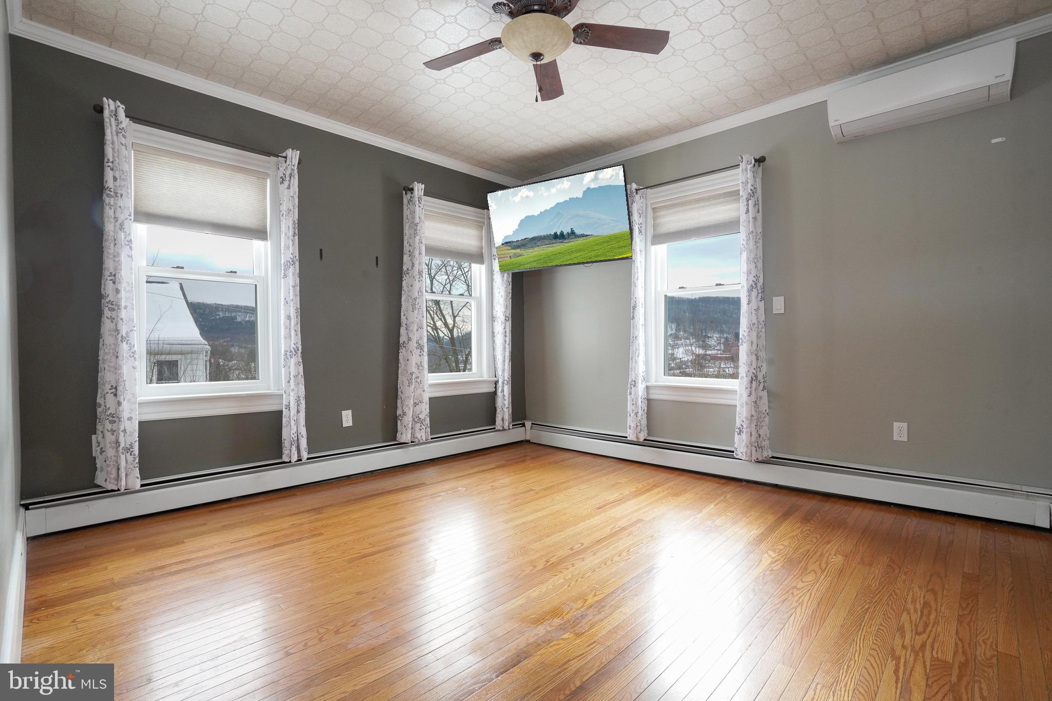 POTTSVILLE - Residential