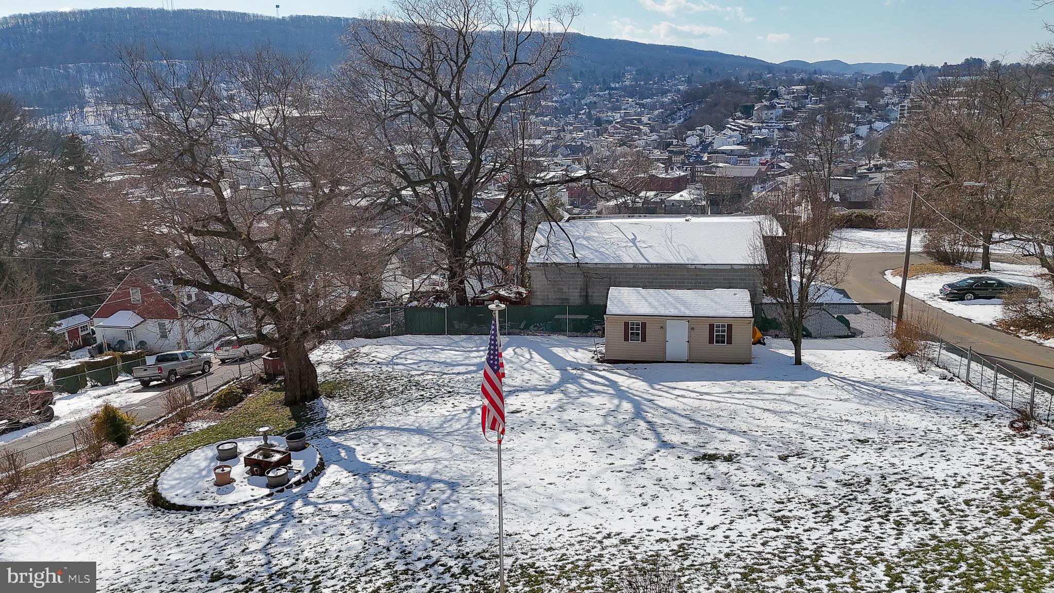 POTTSVILLE - Residential