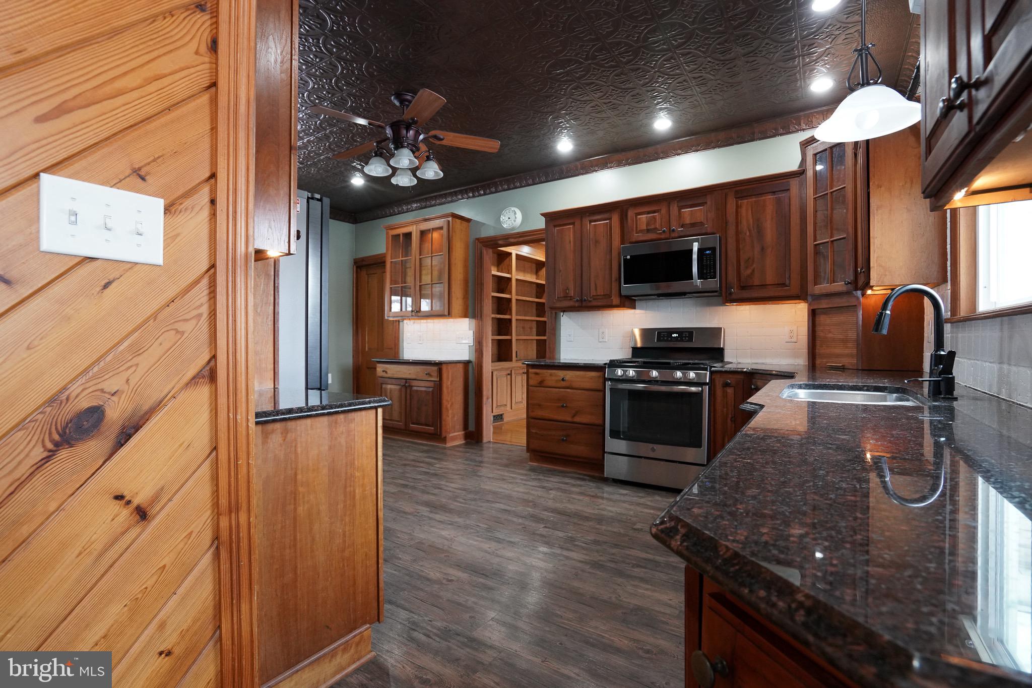 POTTSVILLE - Residential