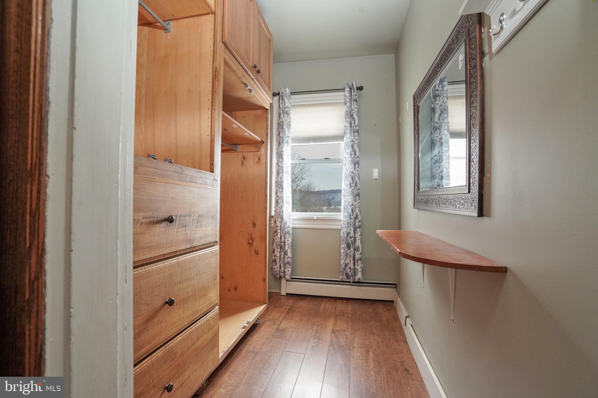 POTTSVILLE - Residential