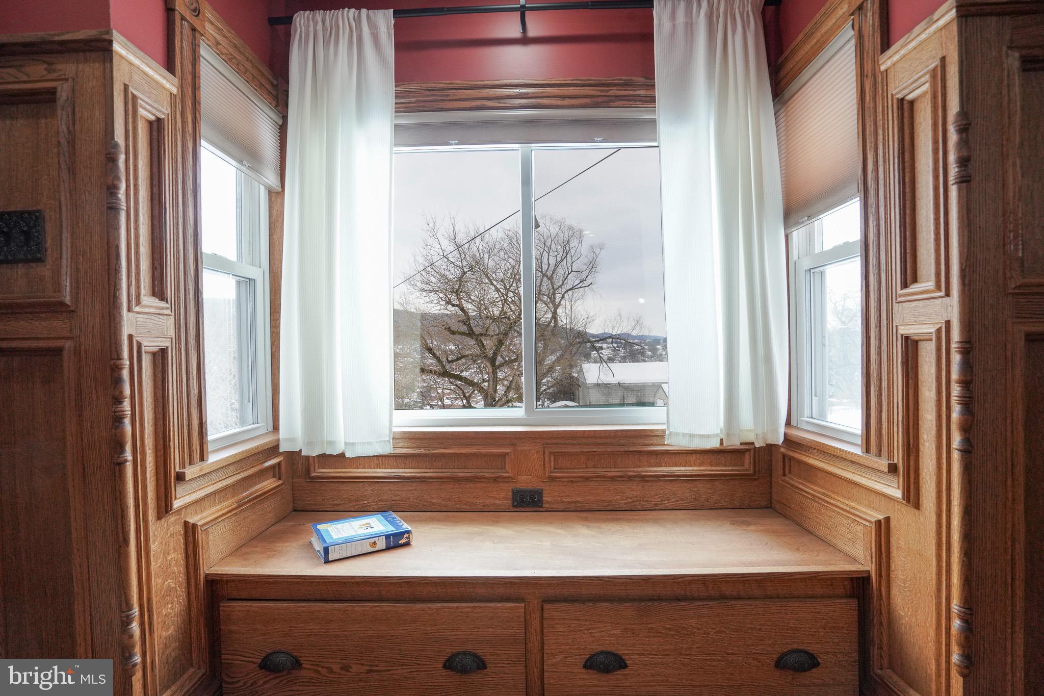 POTTSVILLE - Residential