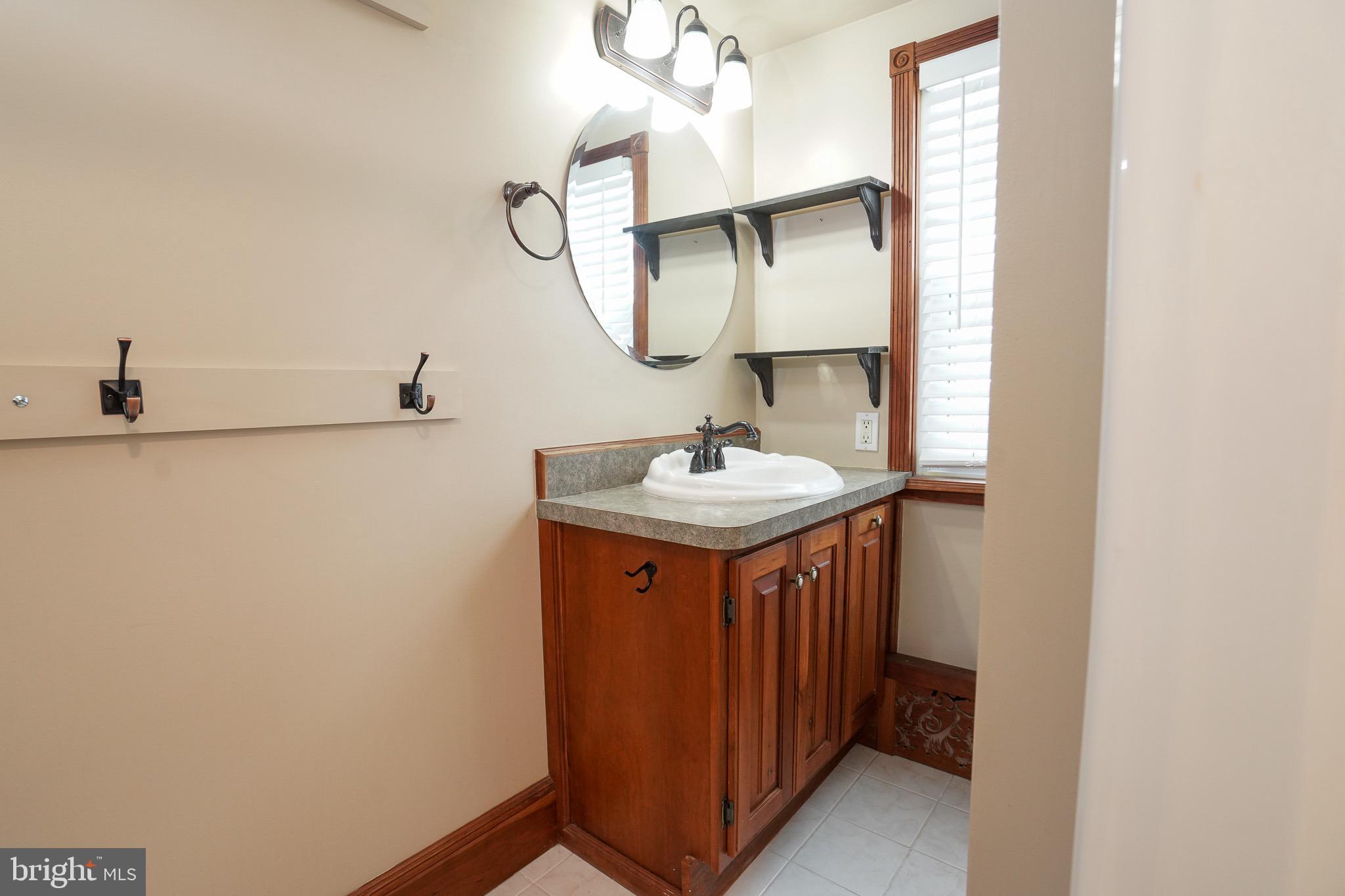 POTTSVILLE - Residential