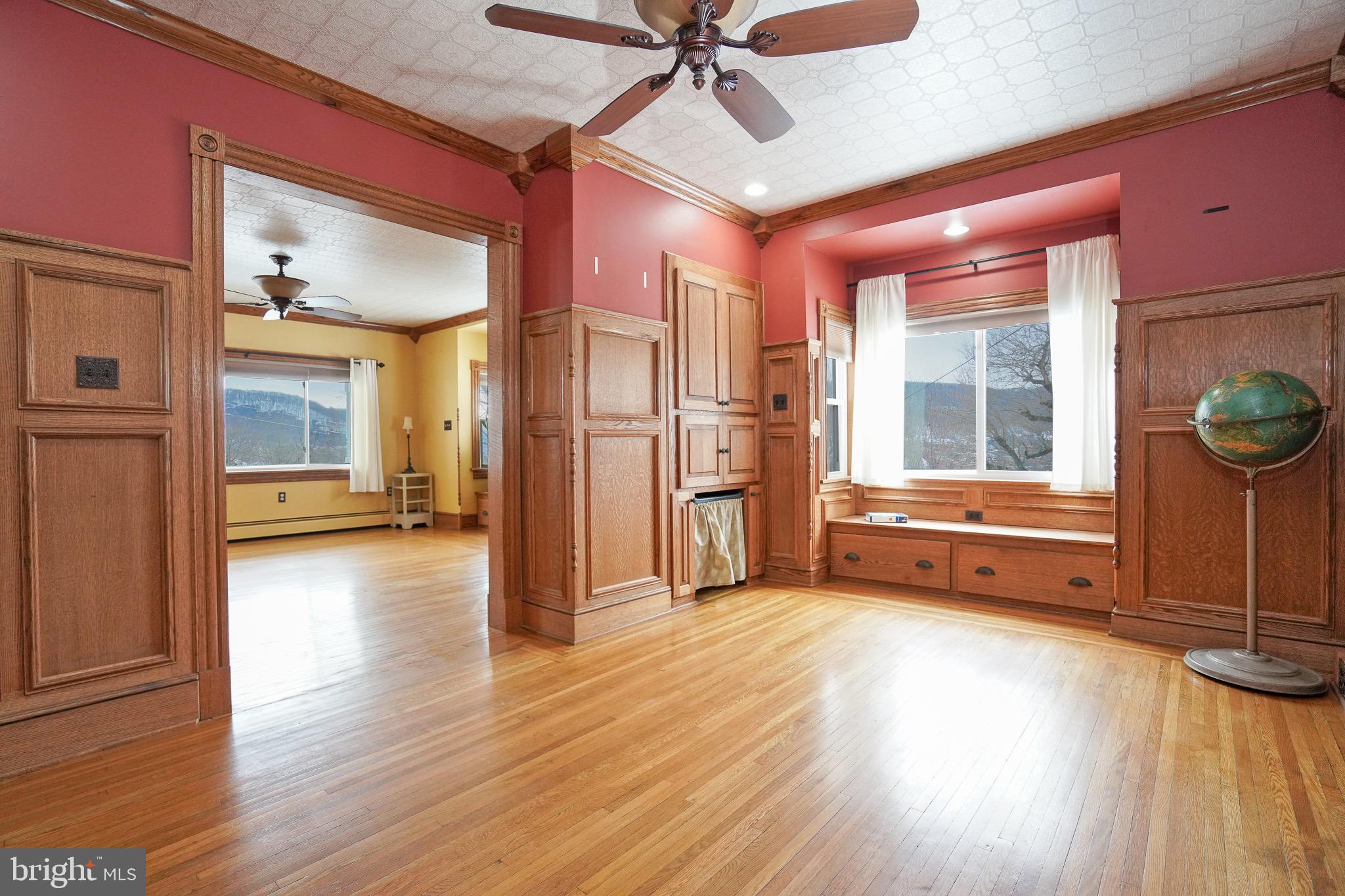 POTTSVILLE - Residential