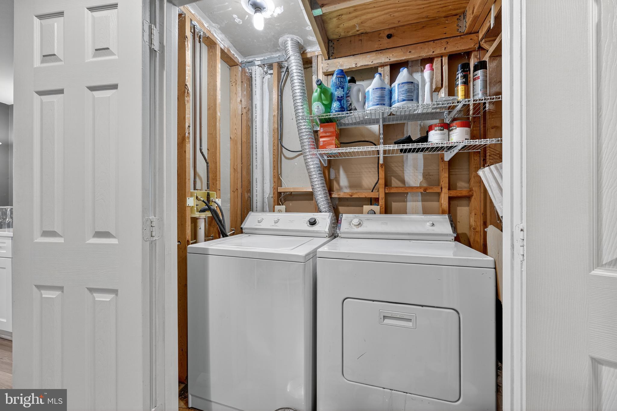 WOODVIEW VILLAGE - Residential