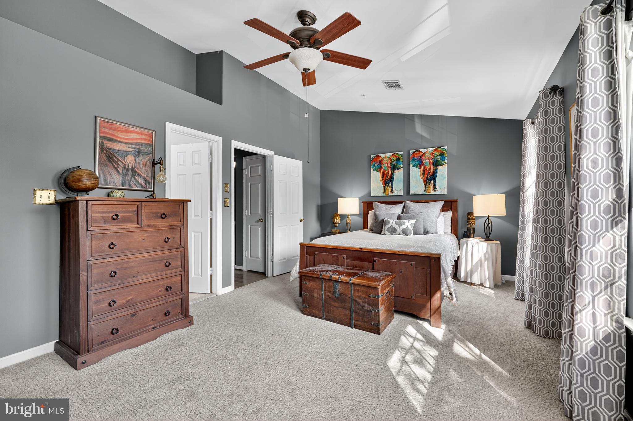 WOODVIEW VILLAGE - Residential