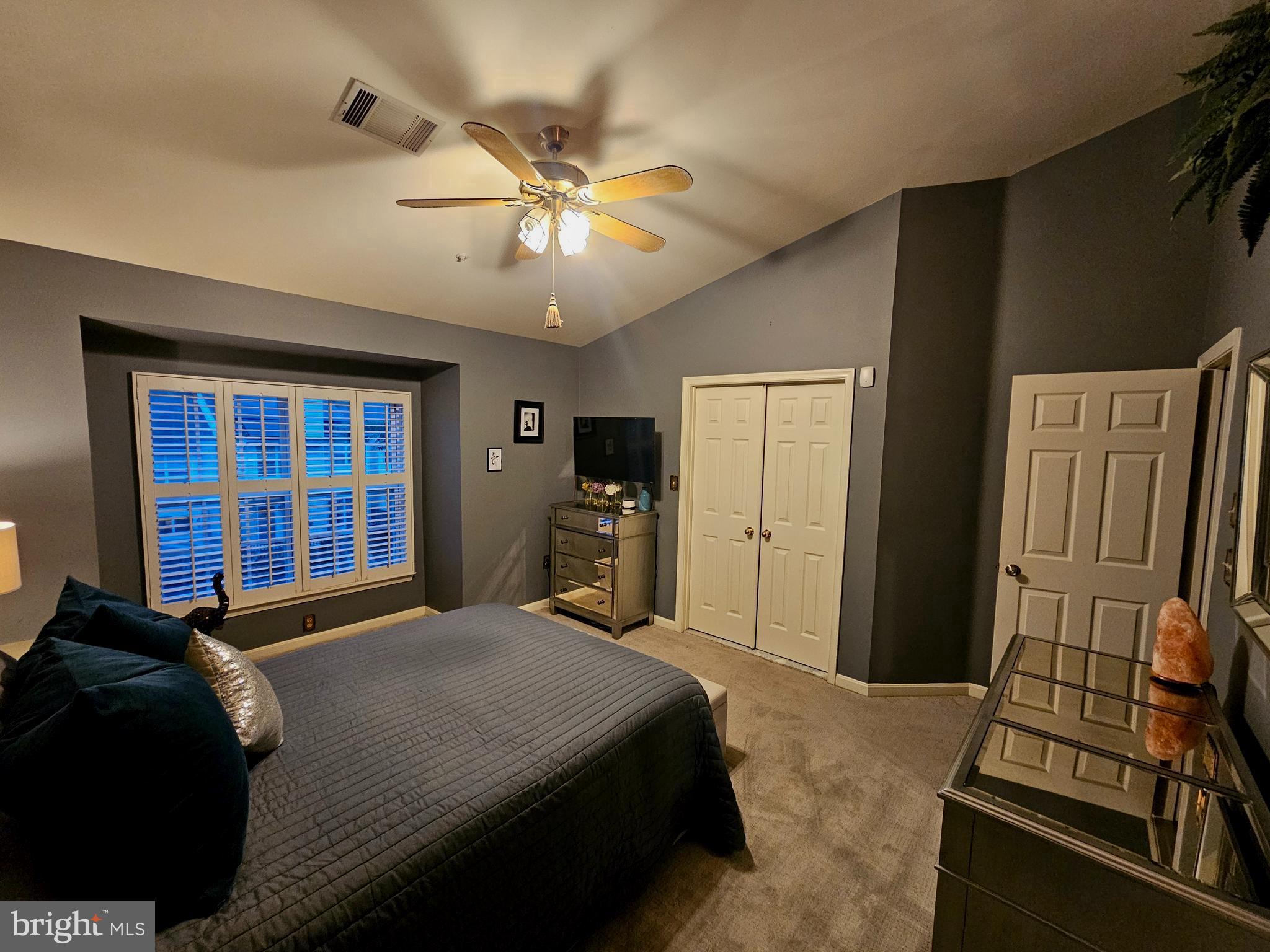 WOODVIEW VILLAGE - Residential