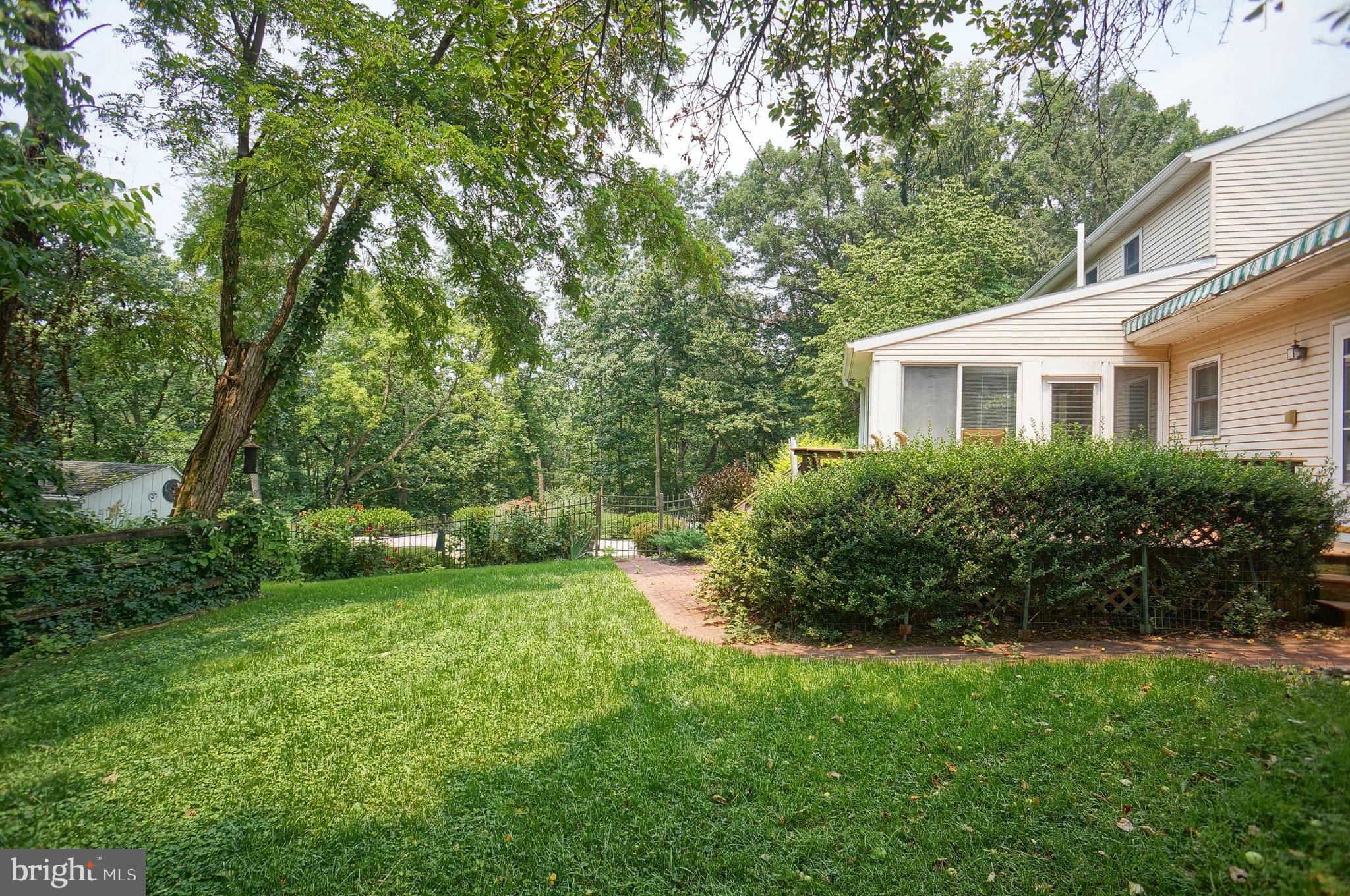 DEIMLER MANOR - Residential
