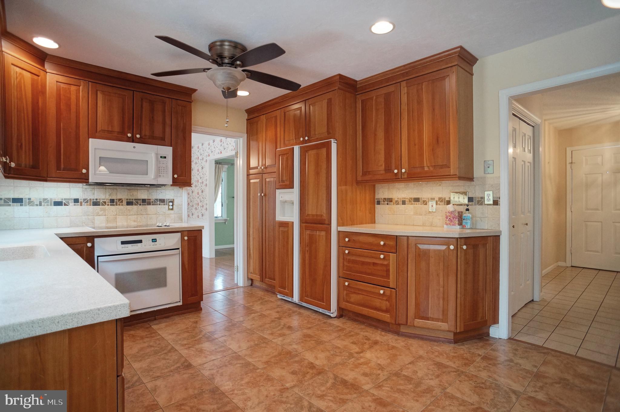DEIMLER MANOR - Residential