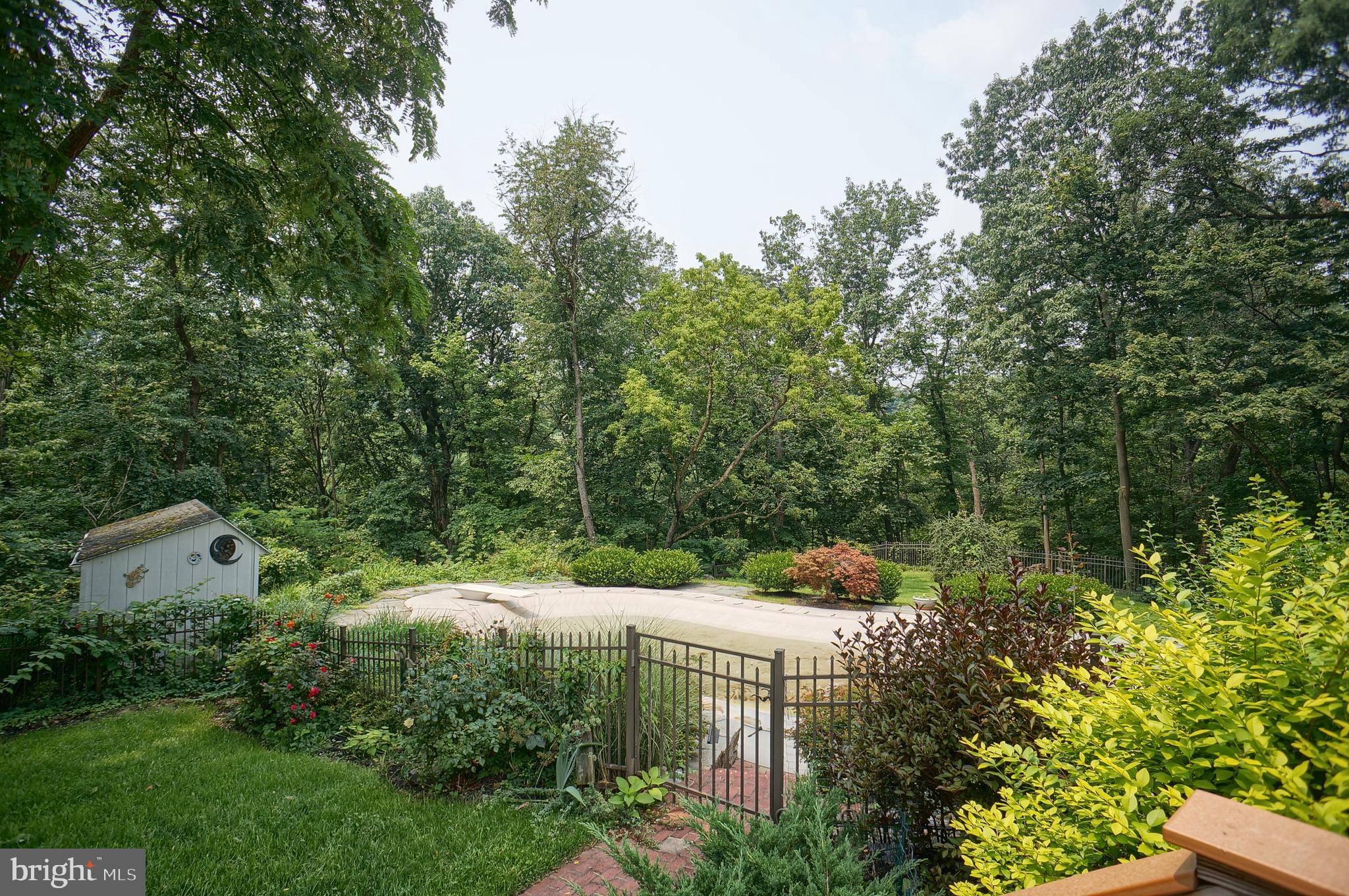 DEIMLER MANOR - Residential