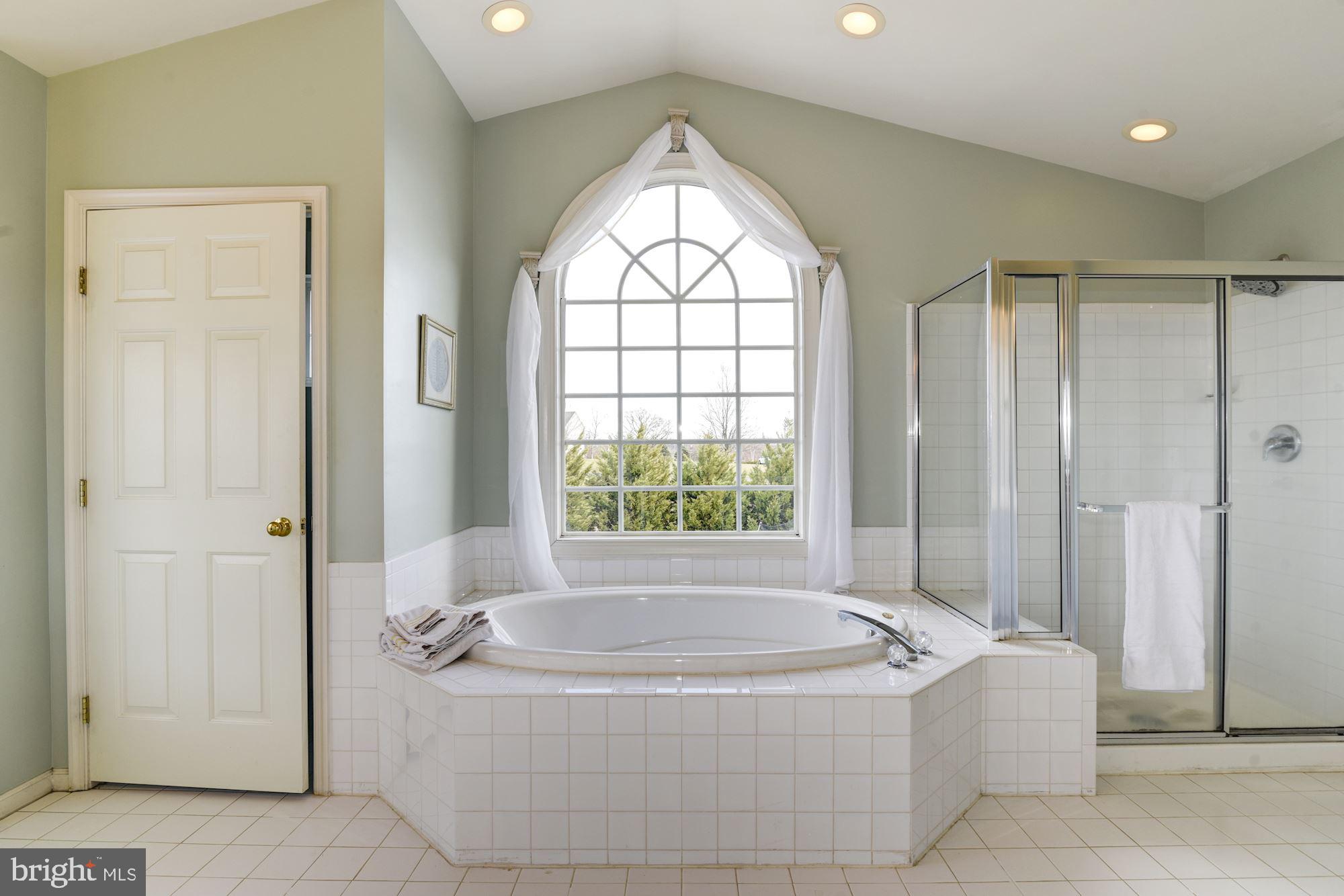 LIGHT RIDGE - Residential