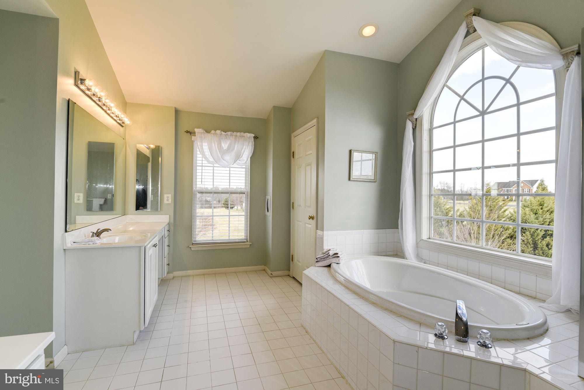 LIGHT RIDGE - Residential