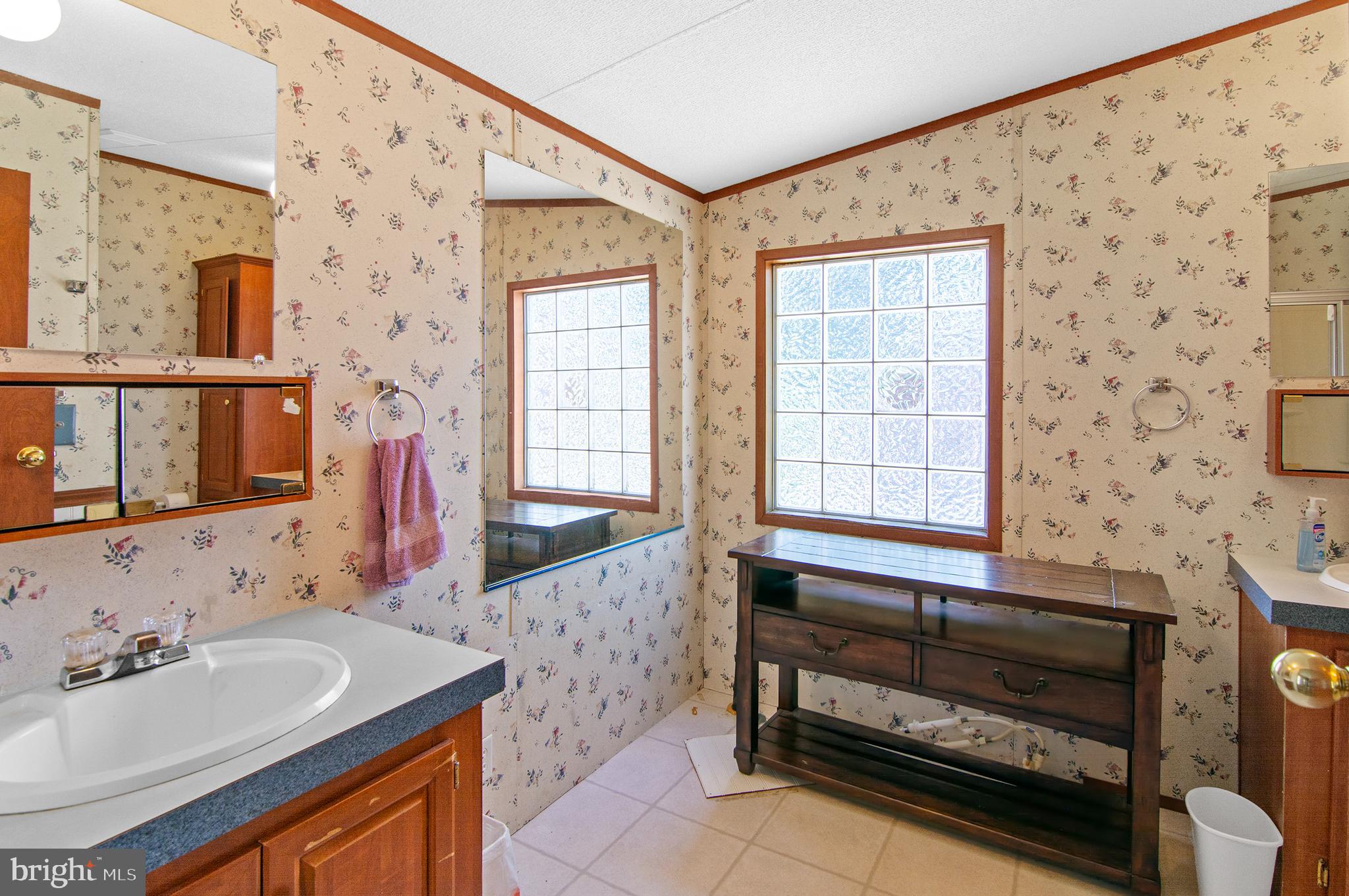 COOL BREEZE MOBILE HOME PARK - Residential