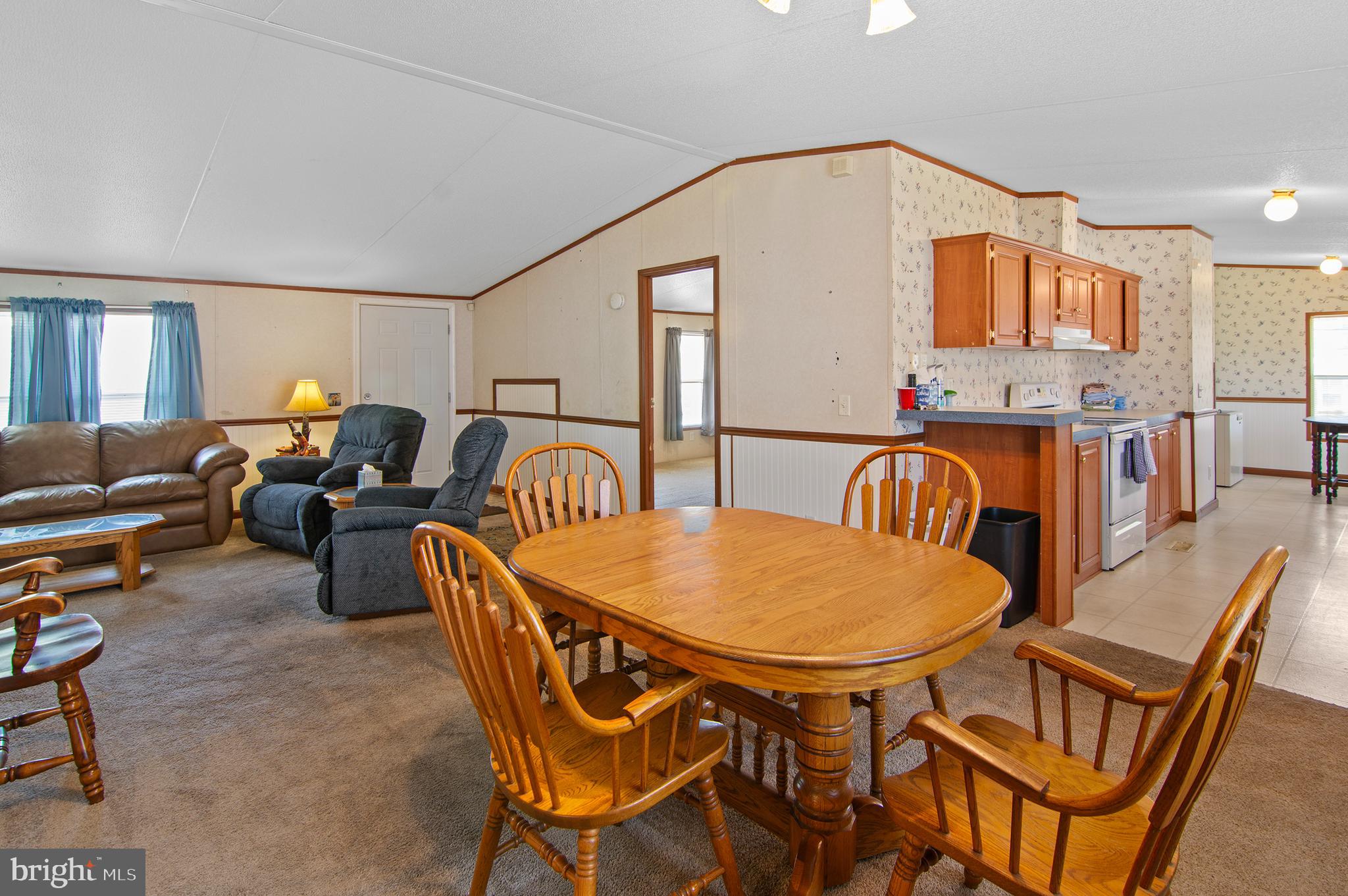 COOL BREEZE MOBILE HOME PARK - Residential